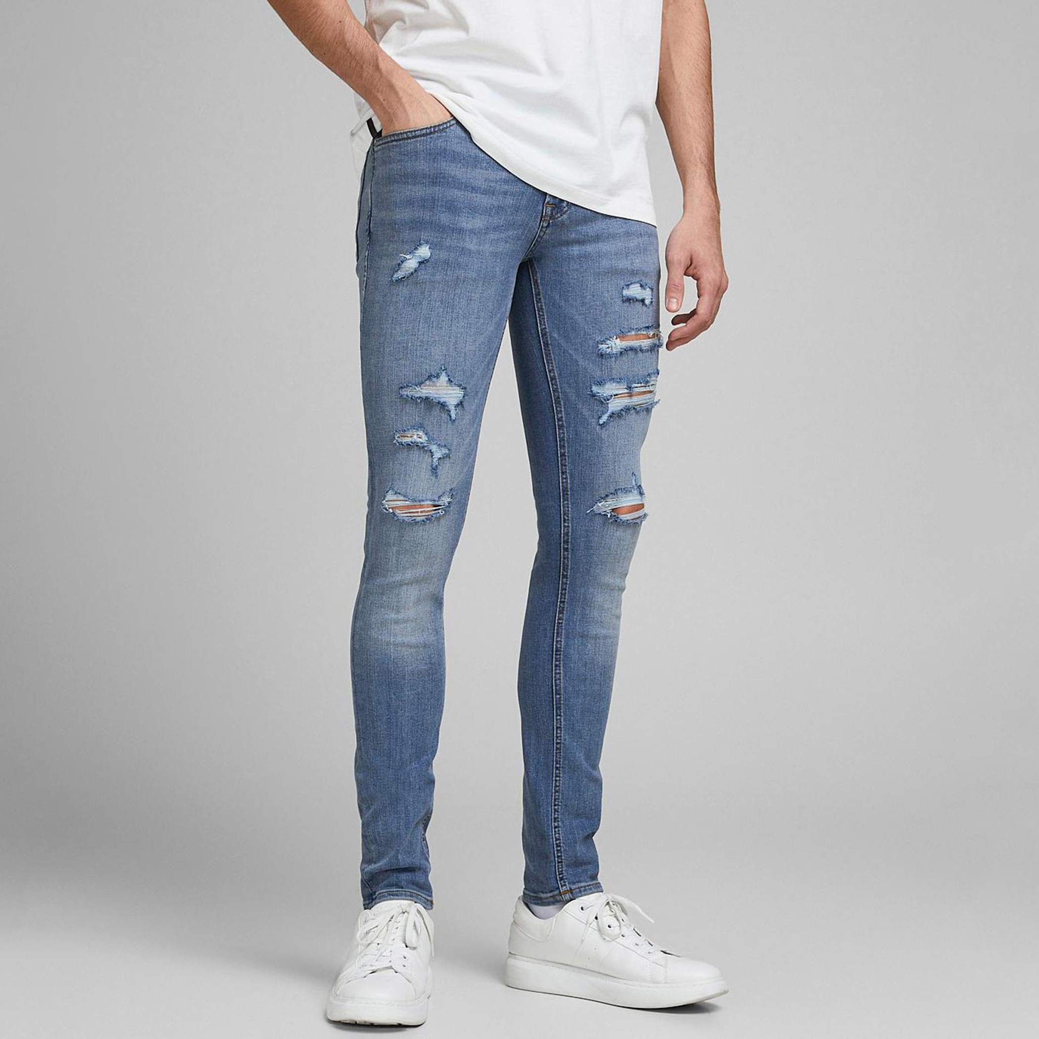 بنطلون جينز دنيم مضلّع بجيوب وزر إغلاق من جاك & جونز-men-clothing-bottoms-jeans-image-1