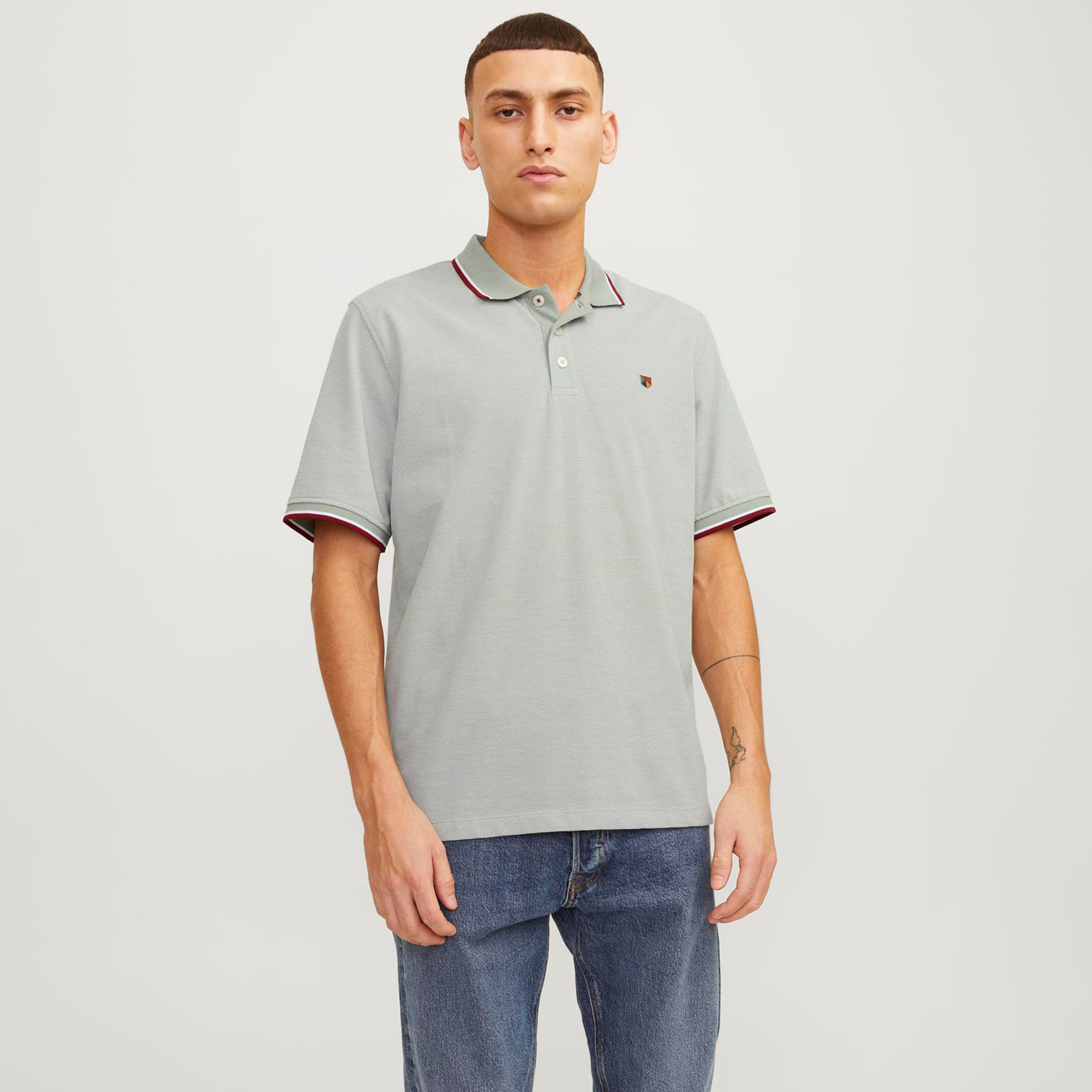 بولو تي شيرت من جاك آند جونز بأكمام قصيرة مع ياقة سادة-men-clothing-tshirtsandpolos-polos-image-5