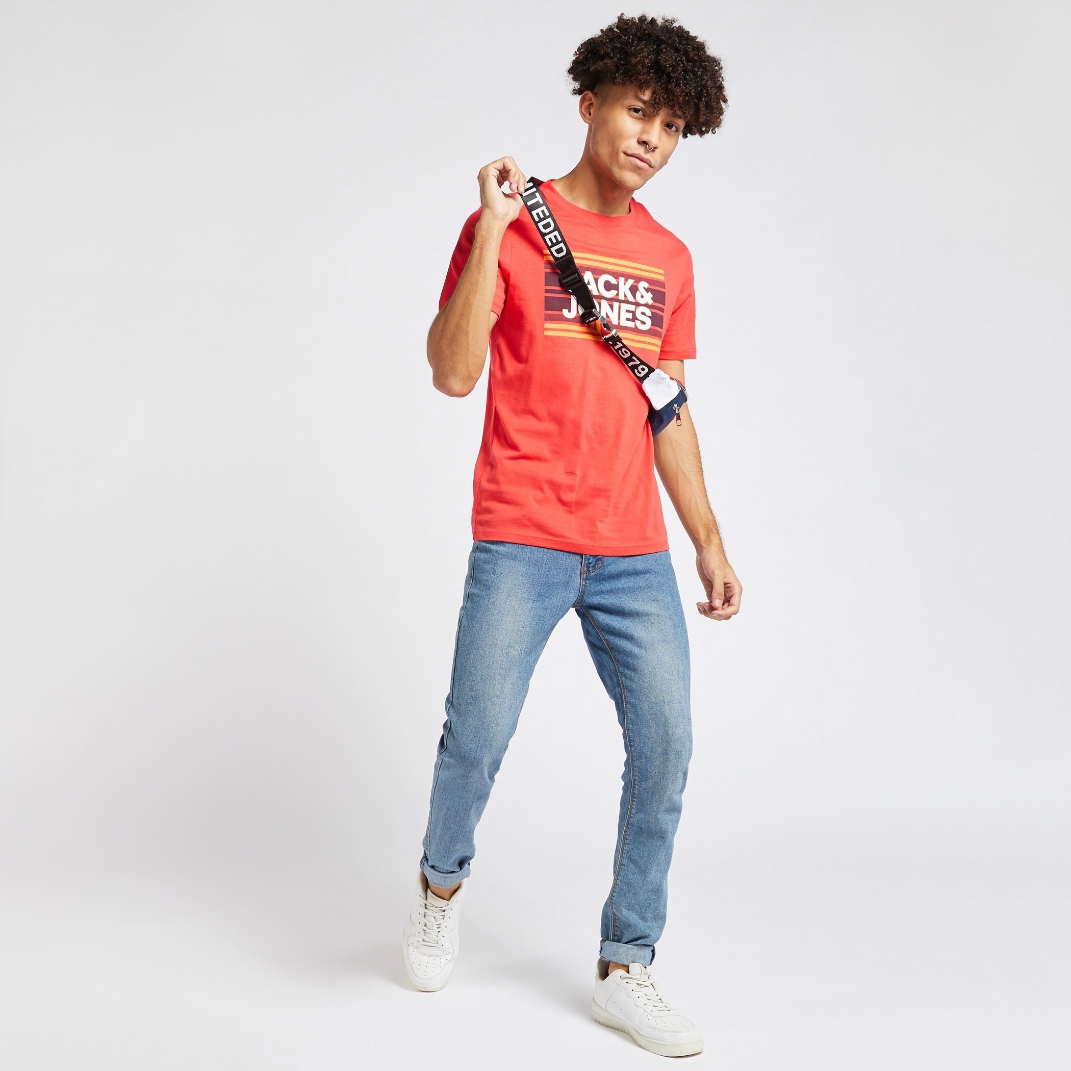Jack & Jones Printed T-shirt with Short Sleeves and Crew Neck-men-clothing-tshirtsandpolos-tshirts-image-2