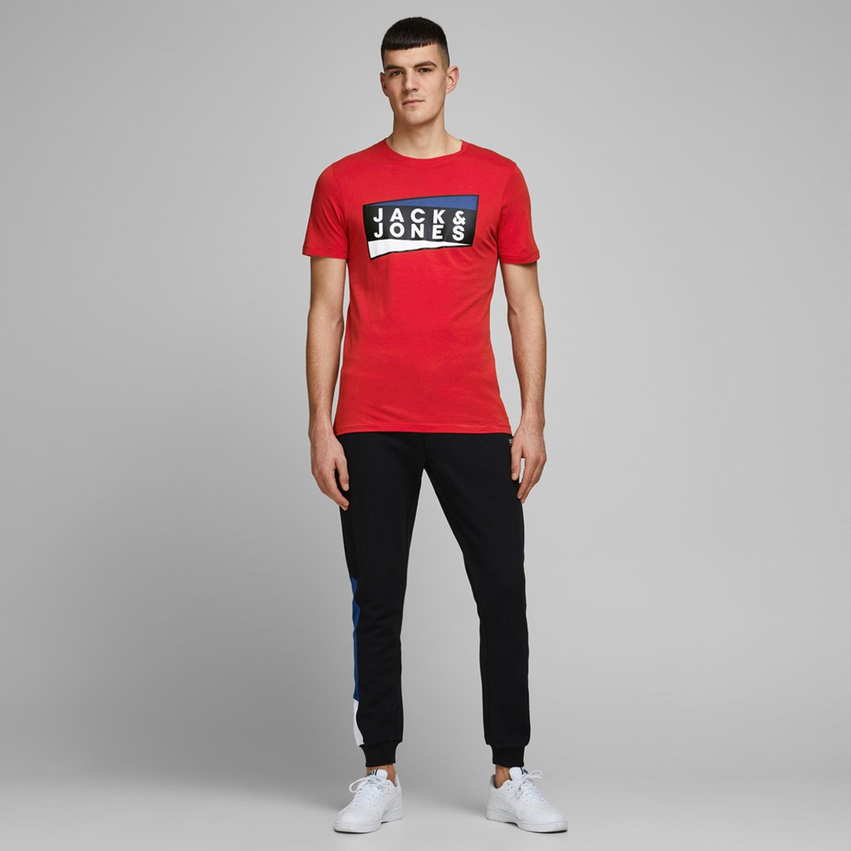 Jack & Jones Printed Crew Neck T-shirt with Short Sleeves-men-clothing-tshirtsandpolos-tshirts-image-3