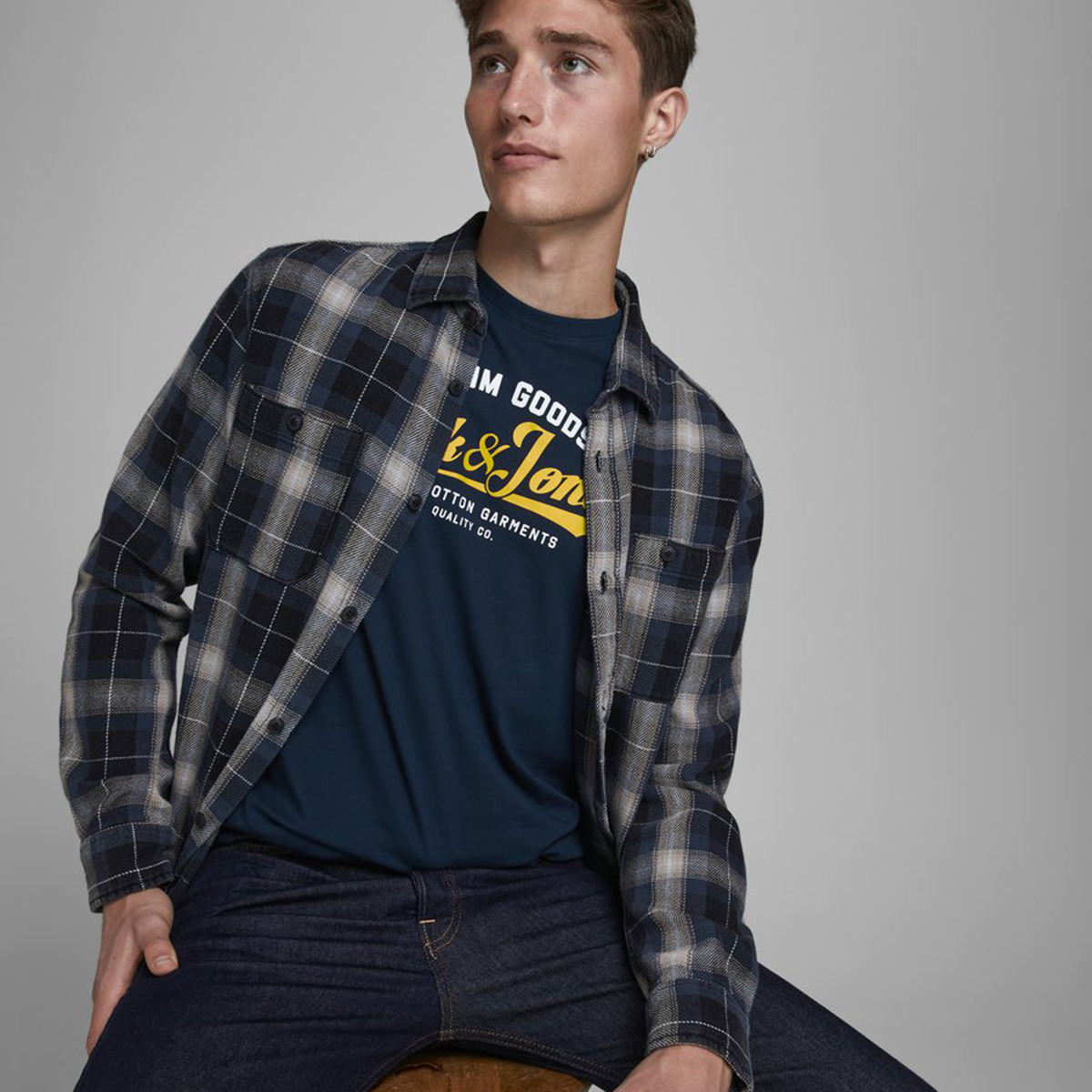 Jack & Jones Printed Crew Neck T-shirt with Short Sleeves-men-clothing-tshirtsandpolos-tshirts-image-6