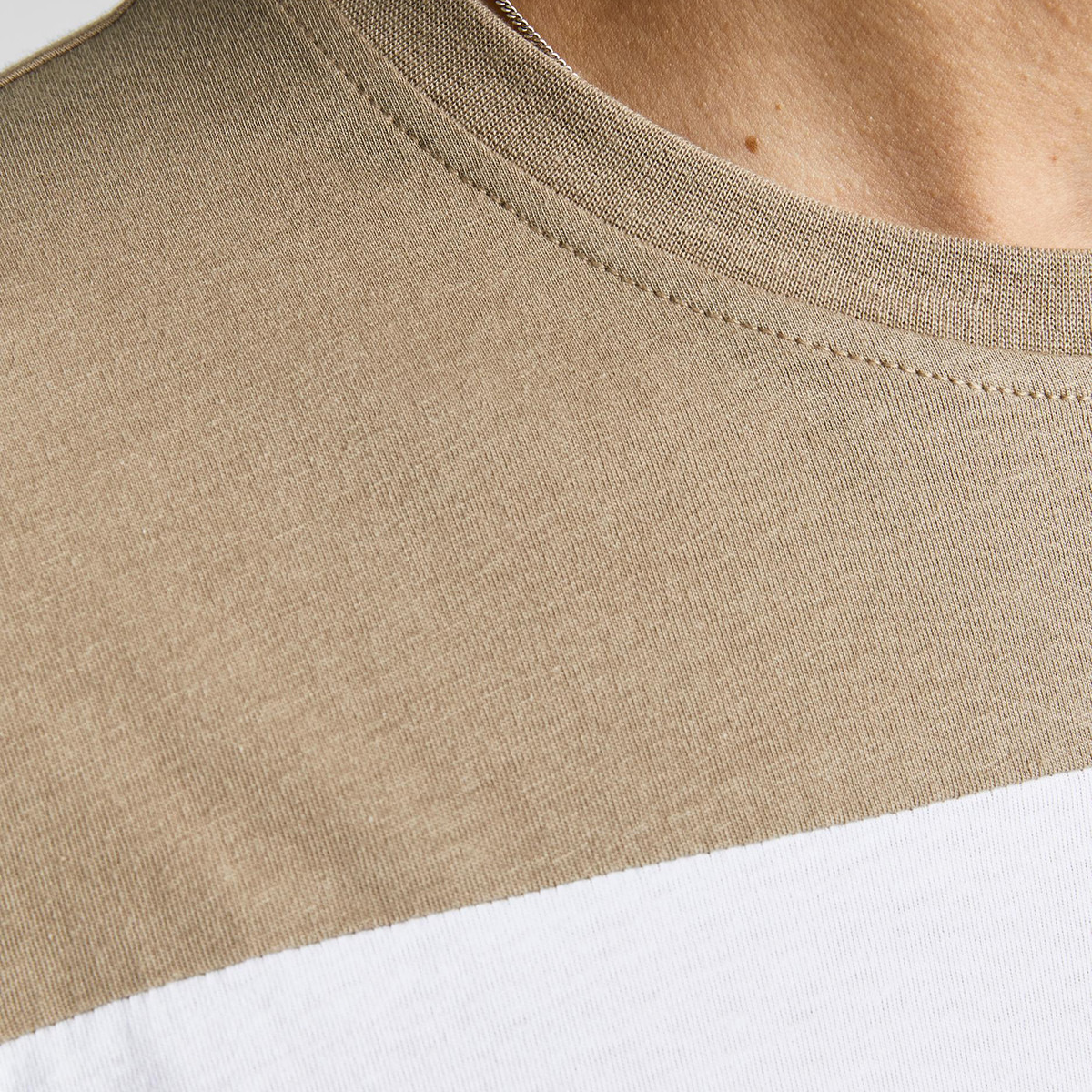 Jack & Jones Men Beige Colour Blocked Crew Neck Short Sleeves T-Shirt-men-clothing-tshirtsandpolos-tshirts-image-4