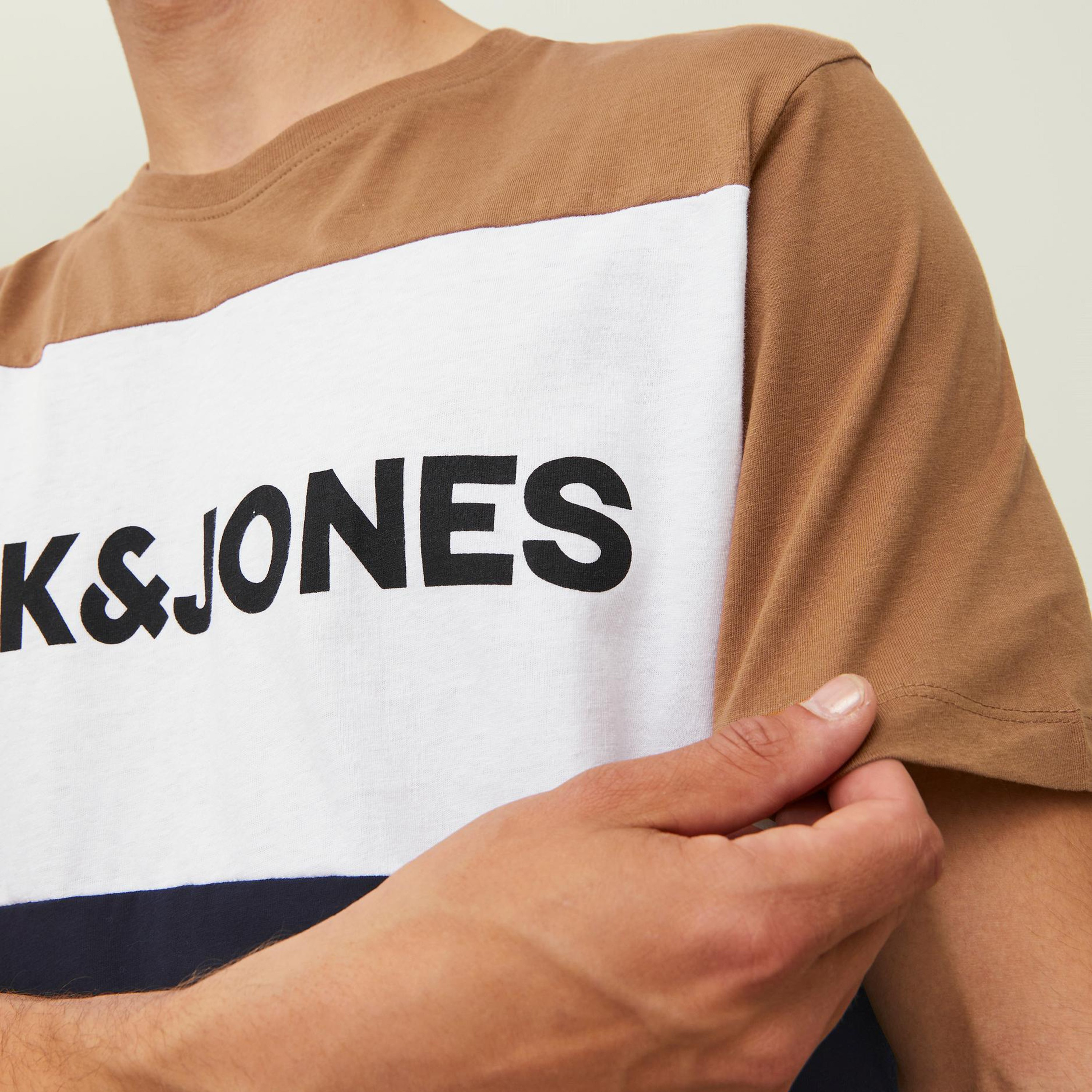 Jack & Jones Colour Blocked Crew Neck Short Sleeves T-Shirt-men-clothing-tshirtsandpolos-tshirts-image-3