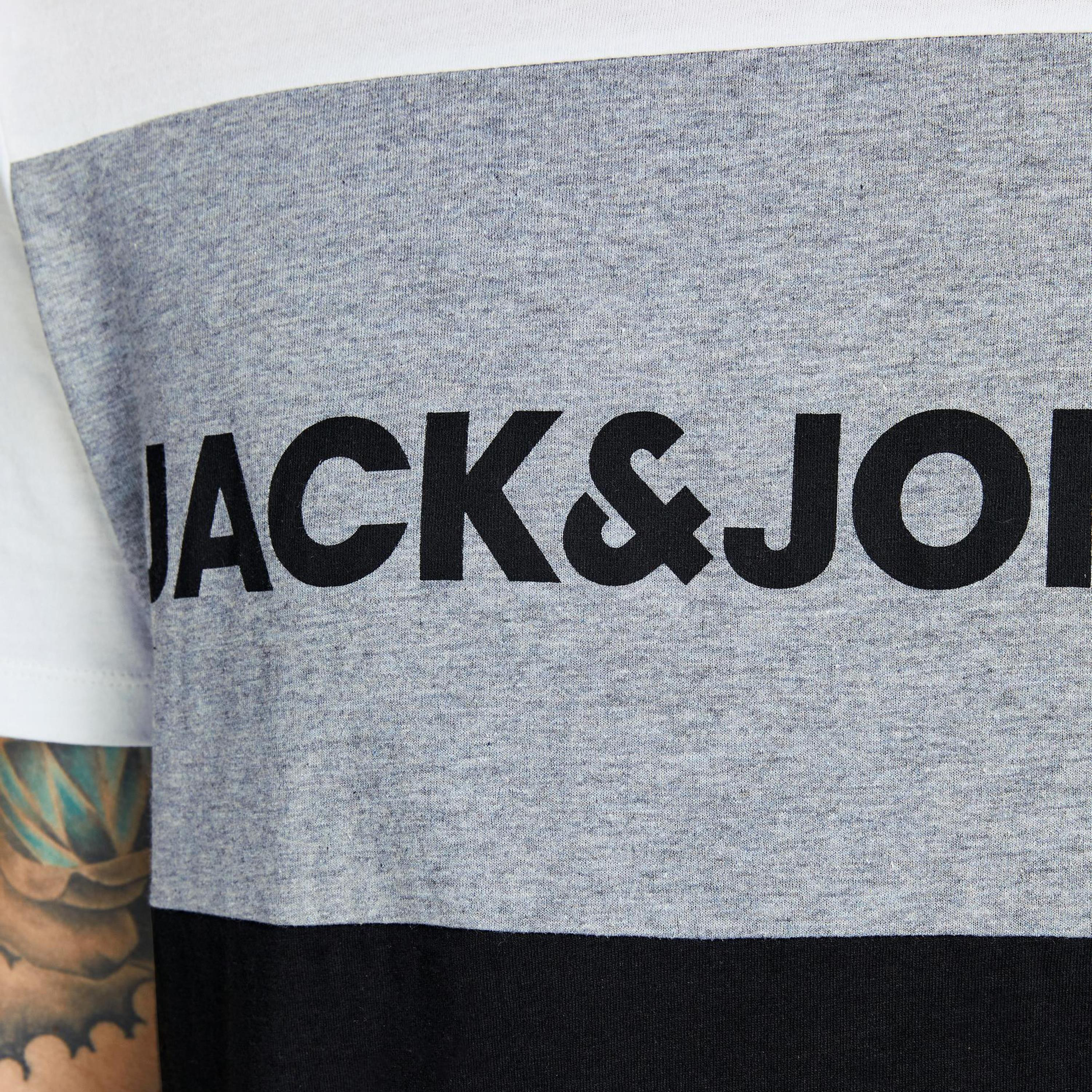 تي شيرت جاك آند جونز ذو كلر بلوكد وياقة دائرية وأكمام قصيرة-men-clothing-tshirtsandpolos-tshirts-image-14