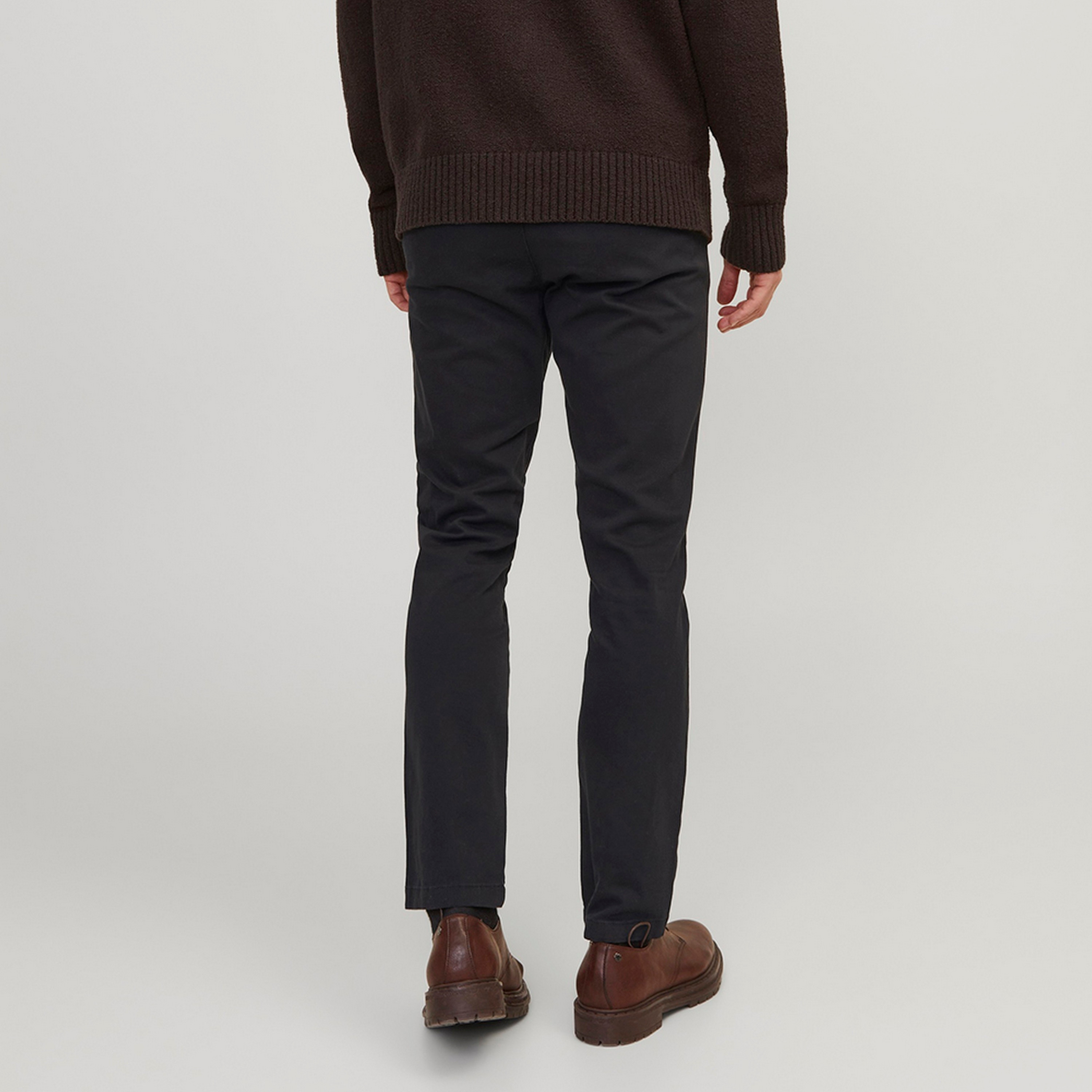 Jack & Jones Plain Mid-Rise Button & Zip Fly Men's Chinos-men-clothing-bottoms-trousersandchinos-chinos-image-4