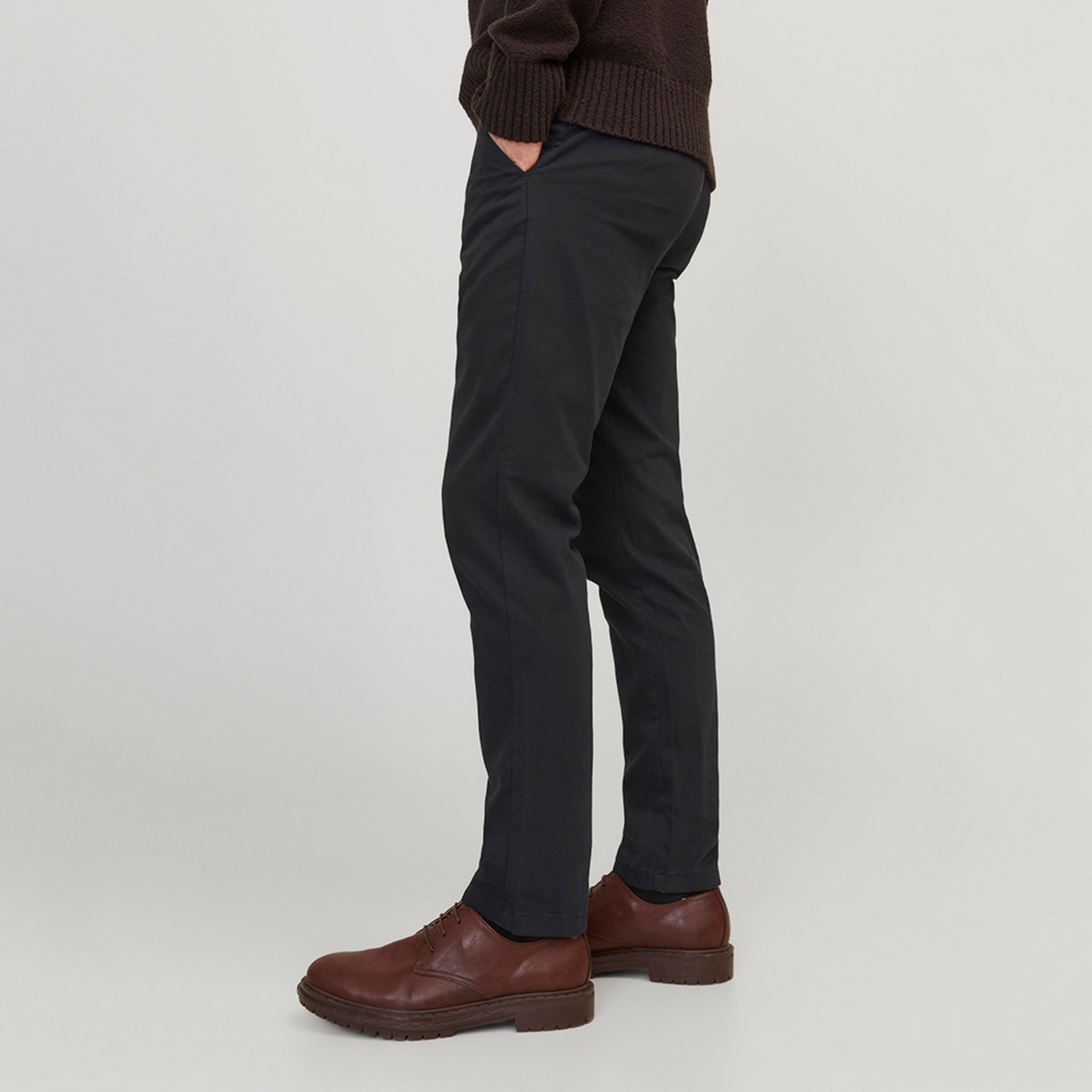Jack & Jones Plain Mid-Rise Button & Zip Fly Men's Chinos-men-clothing-bottoms-trousersandchinos-chinos-image-5