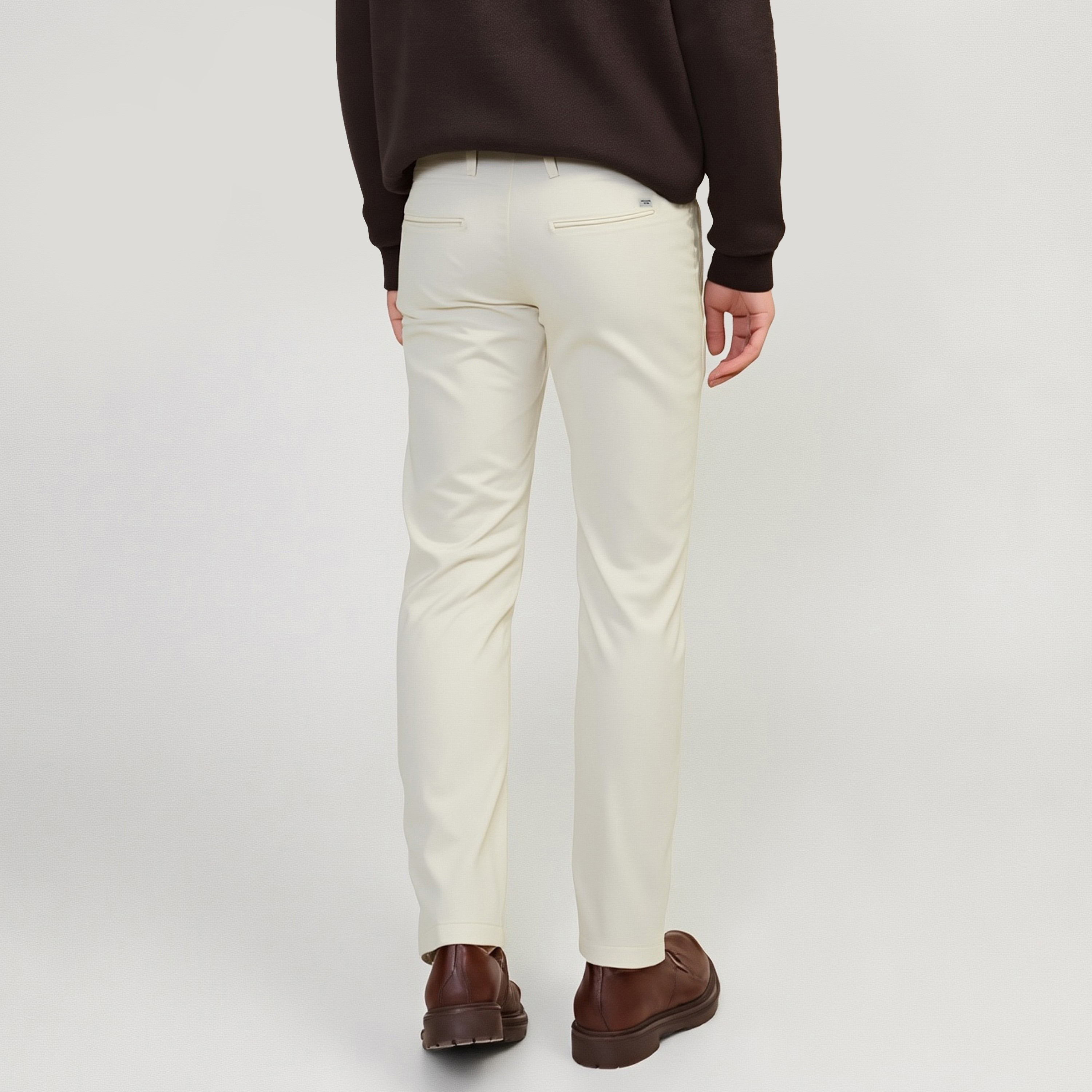 سراويل تشينو رجالية سادة بخصر متوسط الارتفاع وزر وسحاب من جاك ان جونز-men-clothing-bottoms-trousersandchinos-chinos-image-22