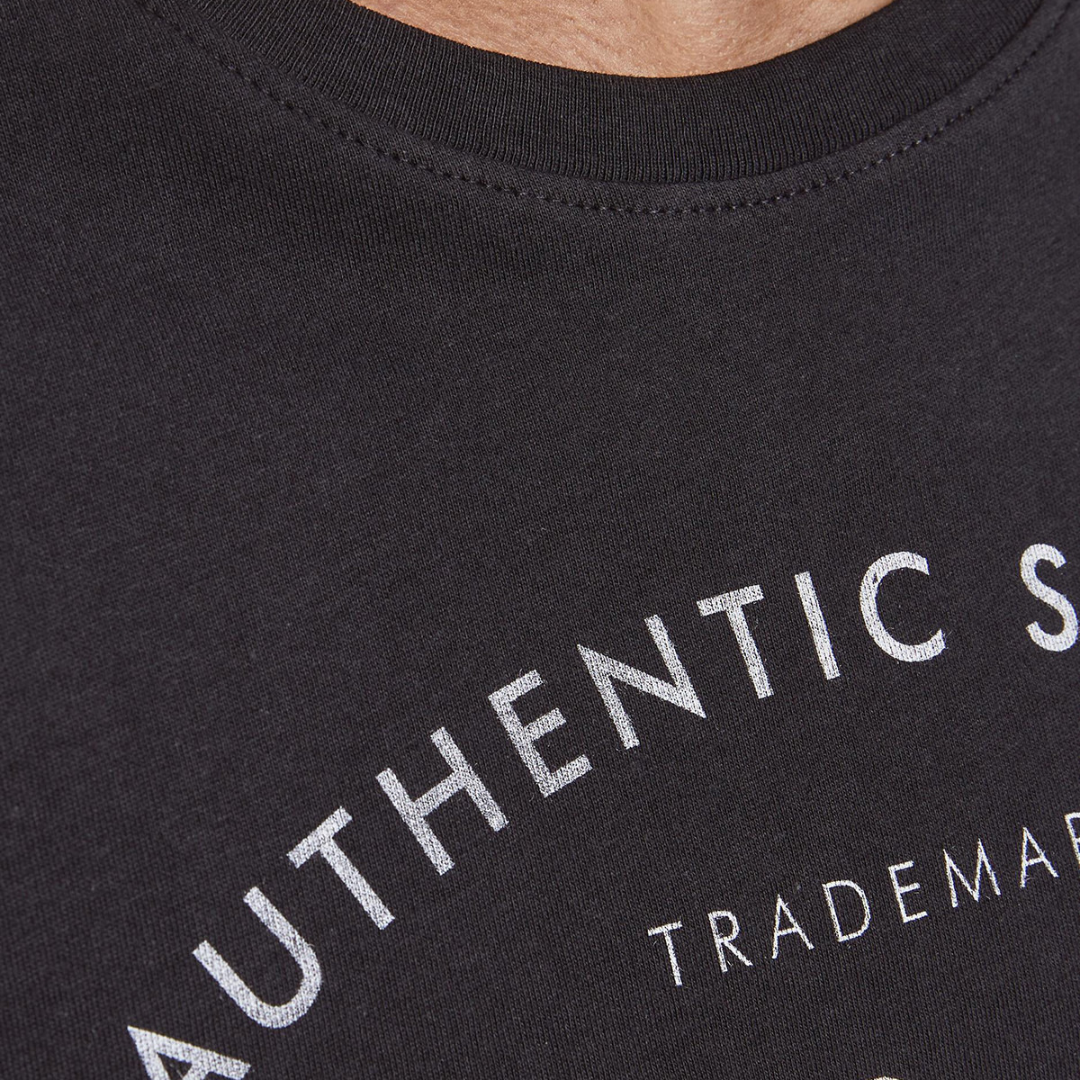 جاك آند جونس أسود تي شيرت-men-clothing-tshirtsandpolos-tshirts-image-5
