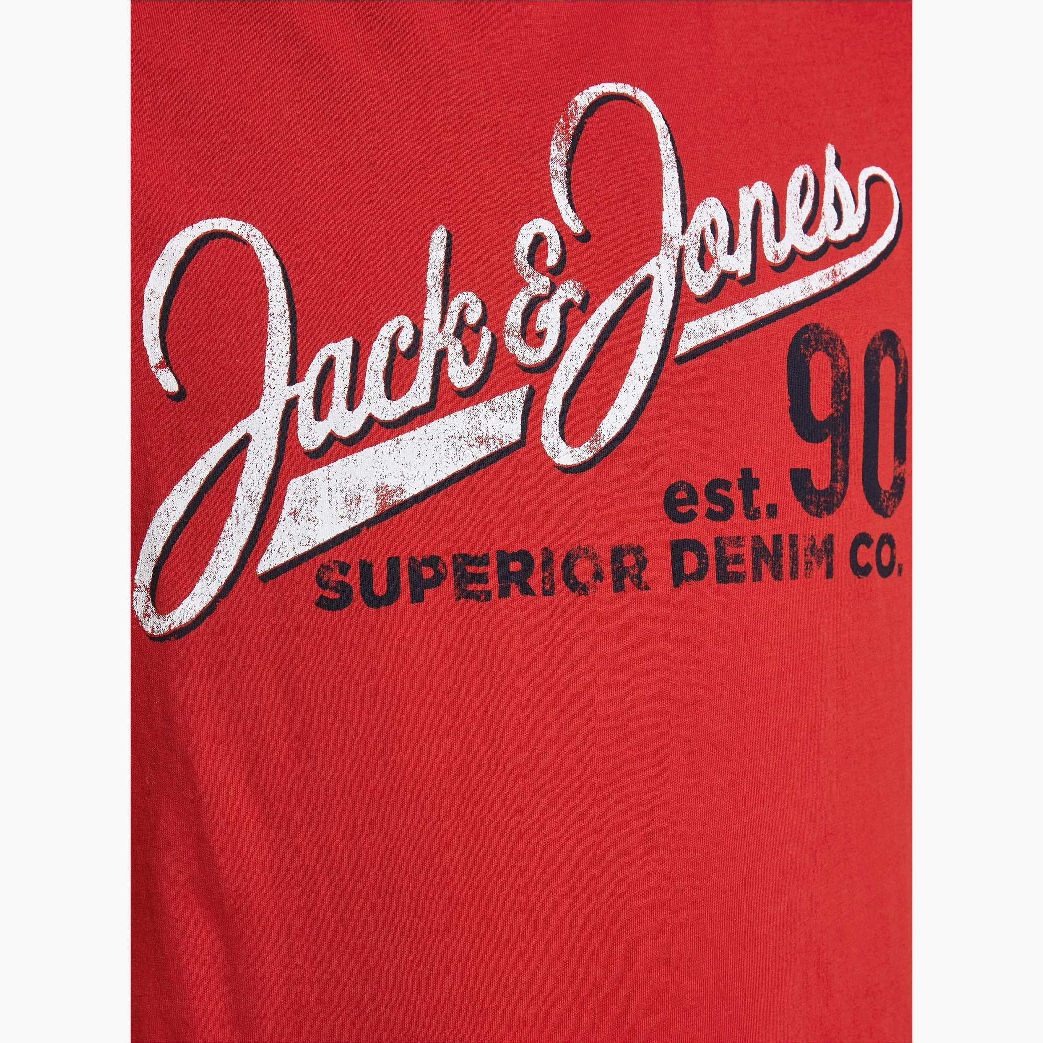تيشيرت بأكمام قصيرة وياقة ضيّقة وطبعات من جاك & جونز-men-clothing-tshirtsandpolos-tshirts-image-10