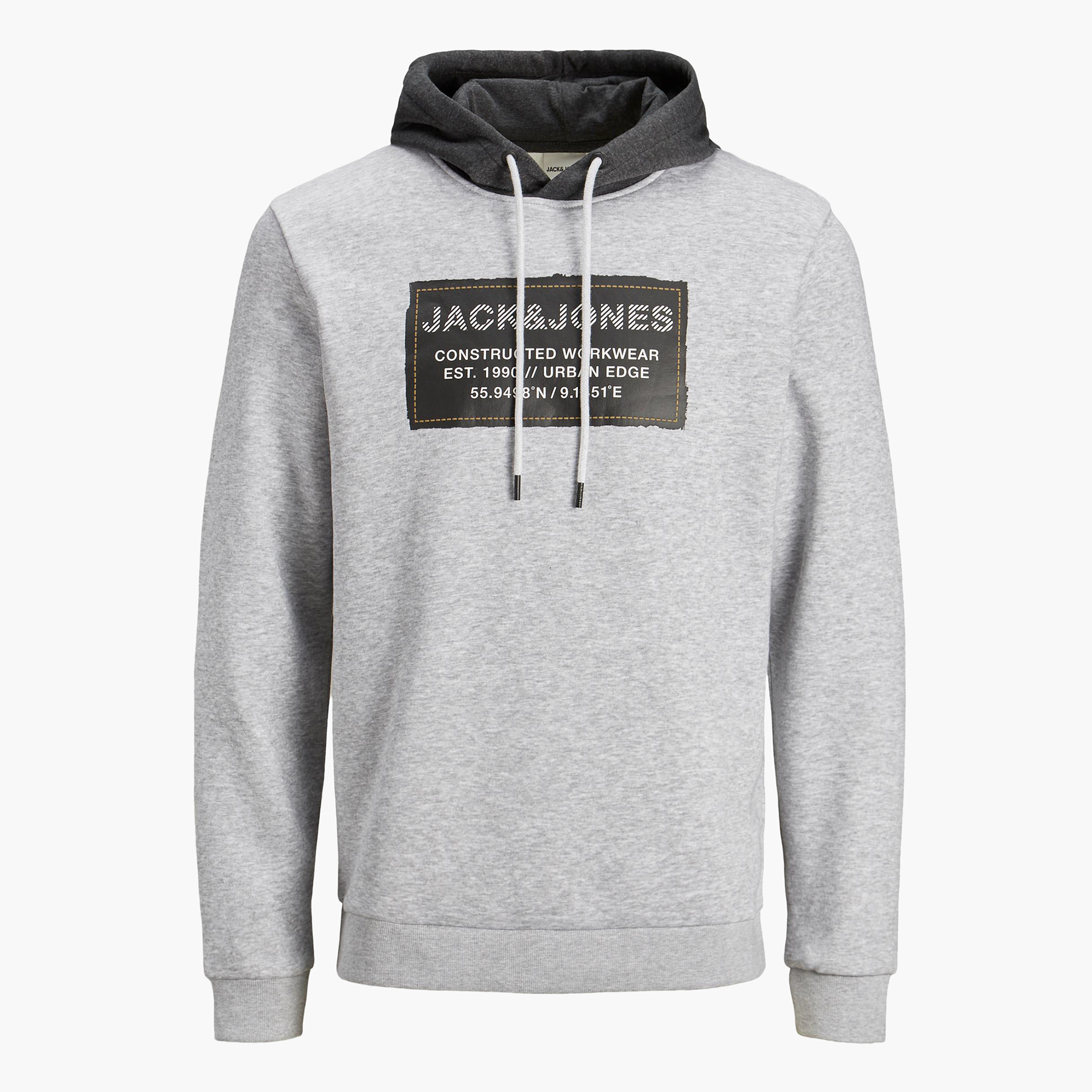 هودي خفيف بطبعات وأكمام طويلة من جاك & جونز-men-winterwear-hoodiesandsweatshirts-image-7