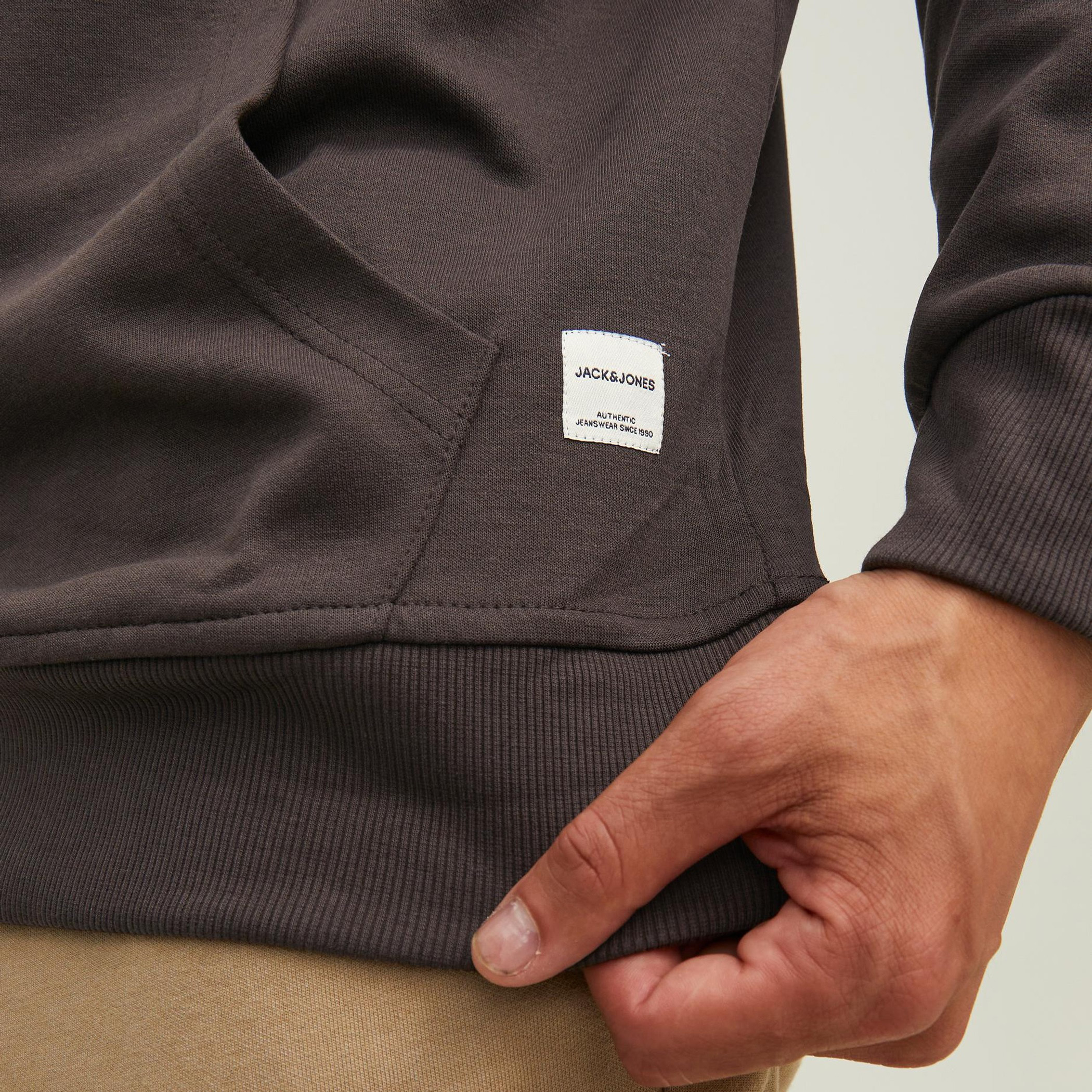 Jack & Jones Men Brown Plain Kangaroo Pocket Hoodie-men-winterwear-hoodiesandsweatshirts-image-8