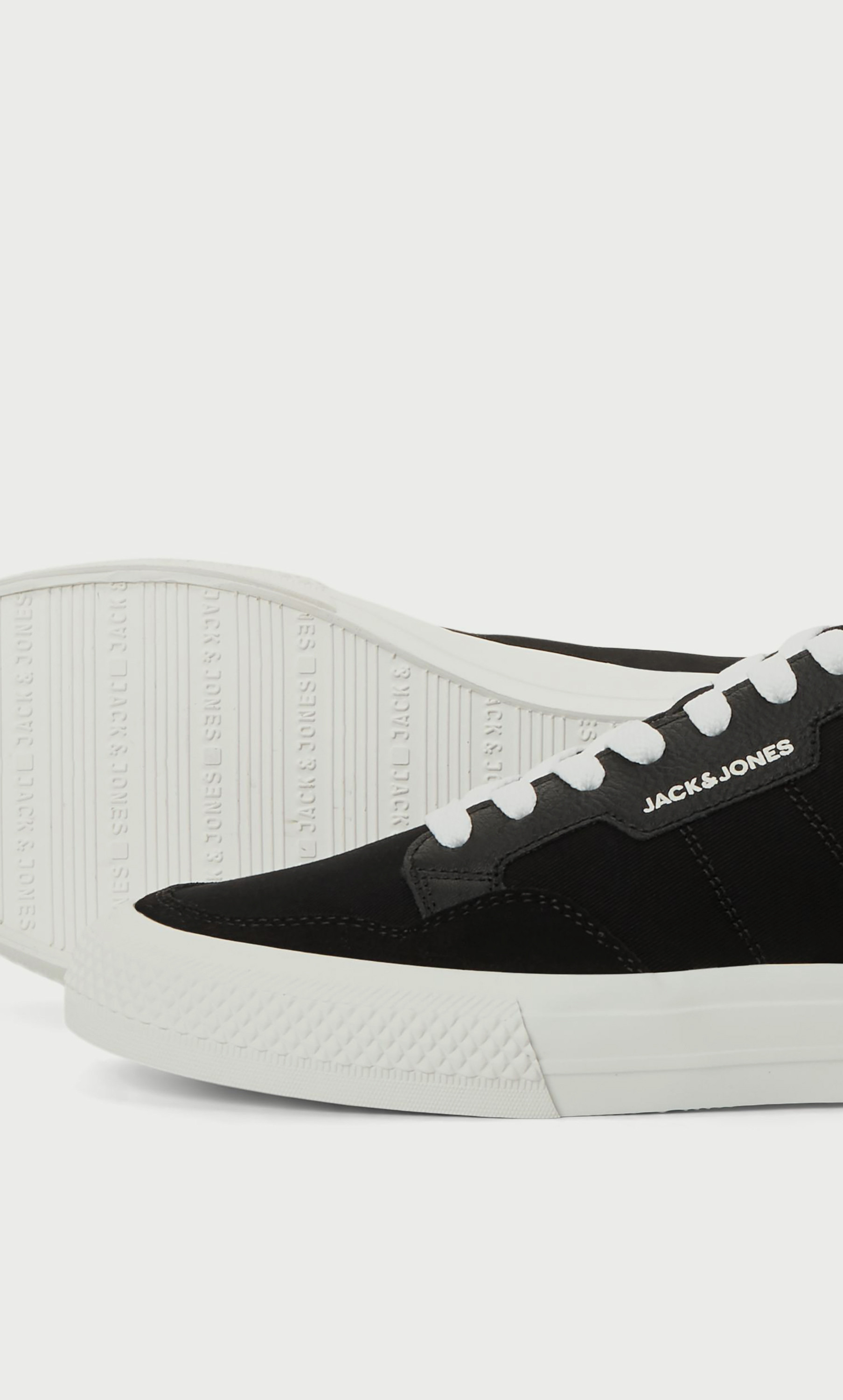 سنيكرز جاك آند جونز مع رباط برقبة منخفضة  | 12184173-men-shoes-sneakers-image-4