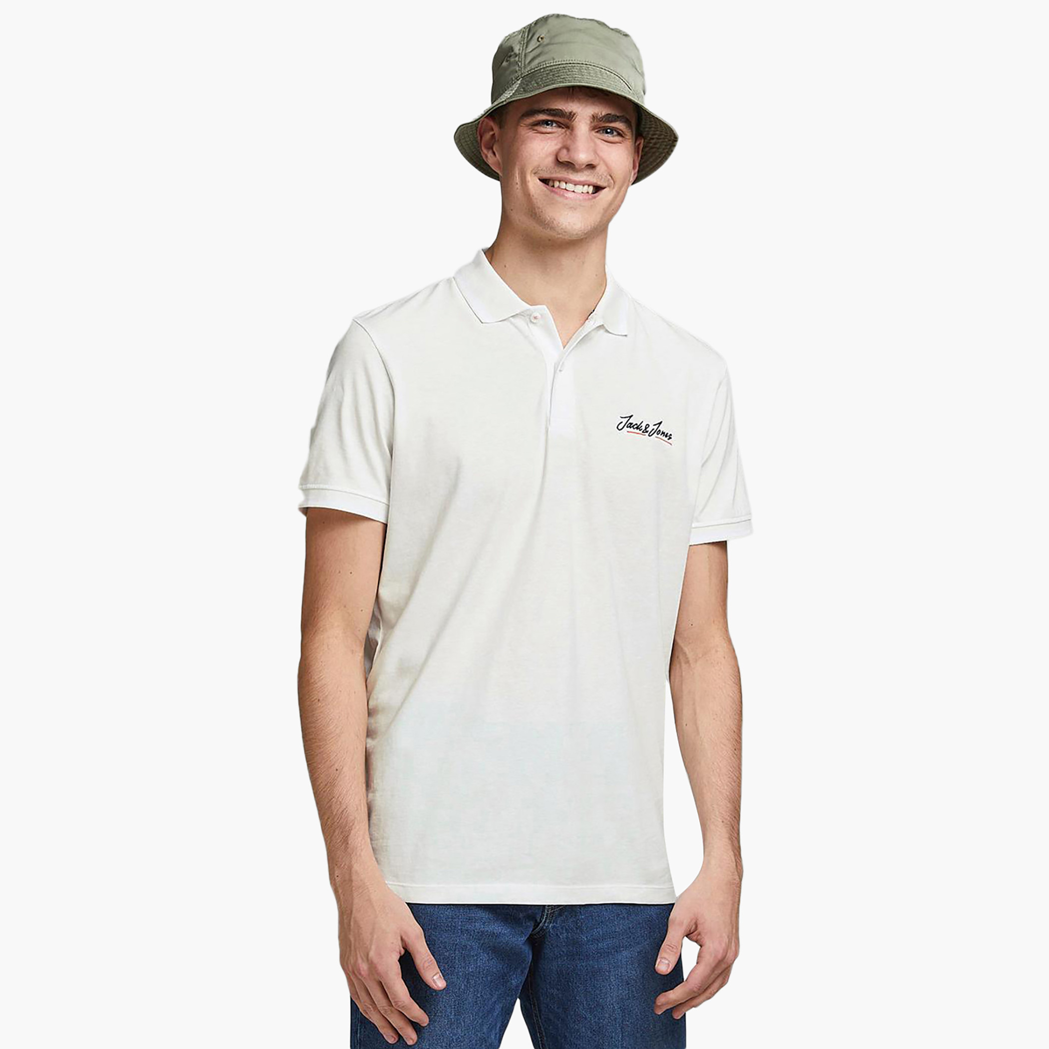 بولو تي شيرت رجالي من جاك آند جونز بأكمام قصيرة و شعار مع لون ابیض-men-clothing-tshirtsandpolos-polos-image-1