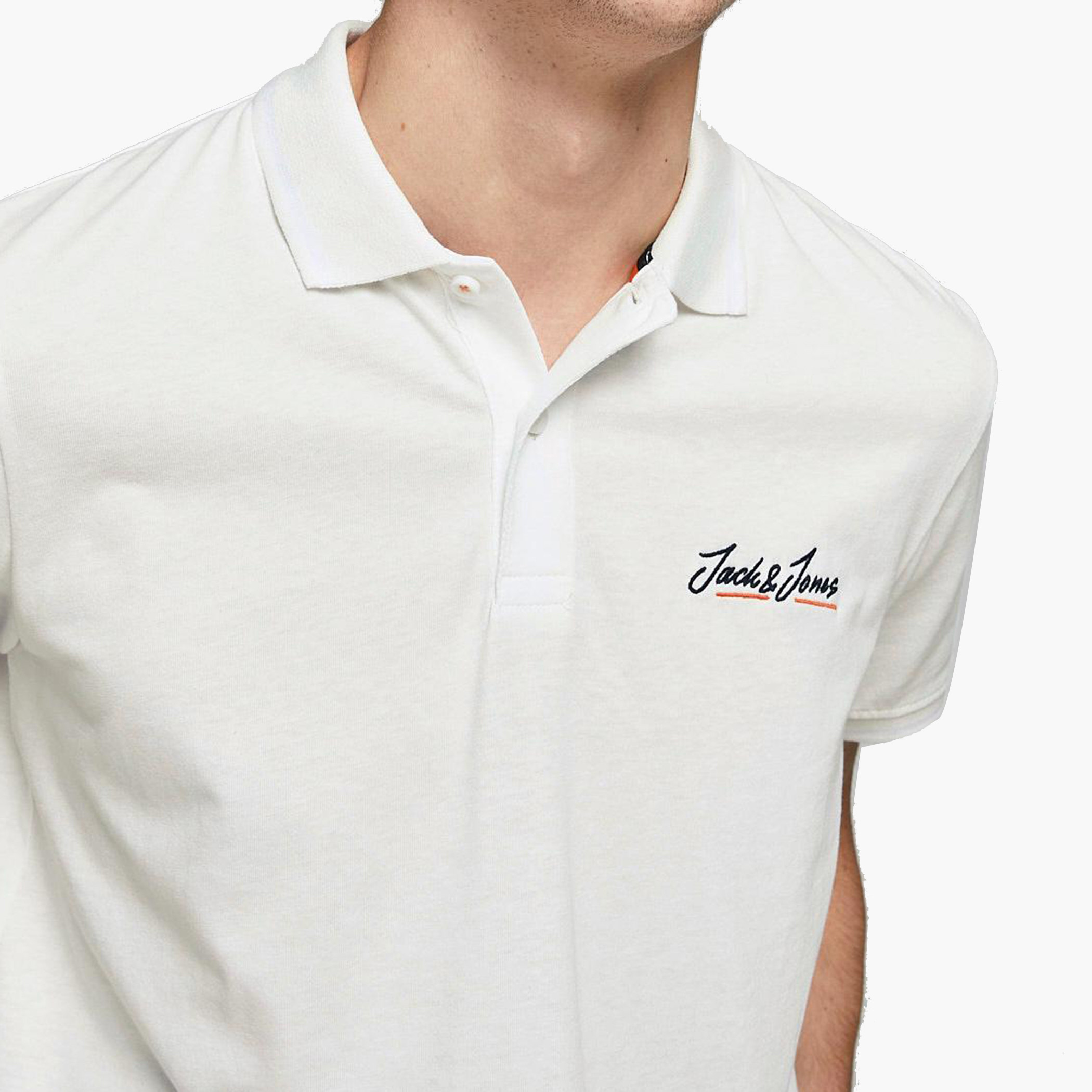 بولو تي شيرت رجالي من جاك آند جونز بأكمام قصيرة و شعار مع لون ابیض-men-clothing-tshirtsandpolos-polos-image-6