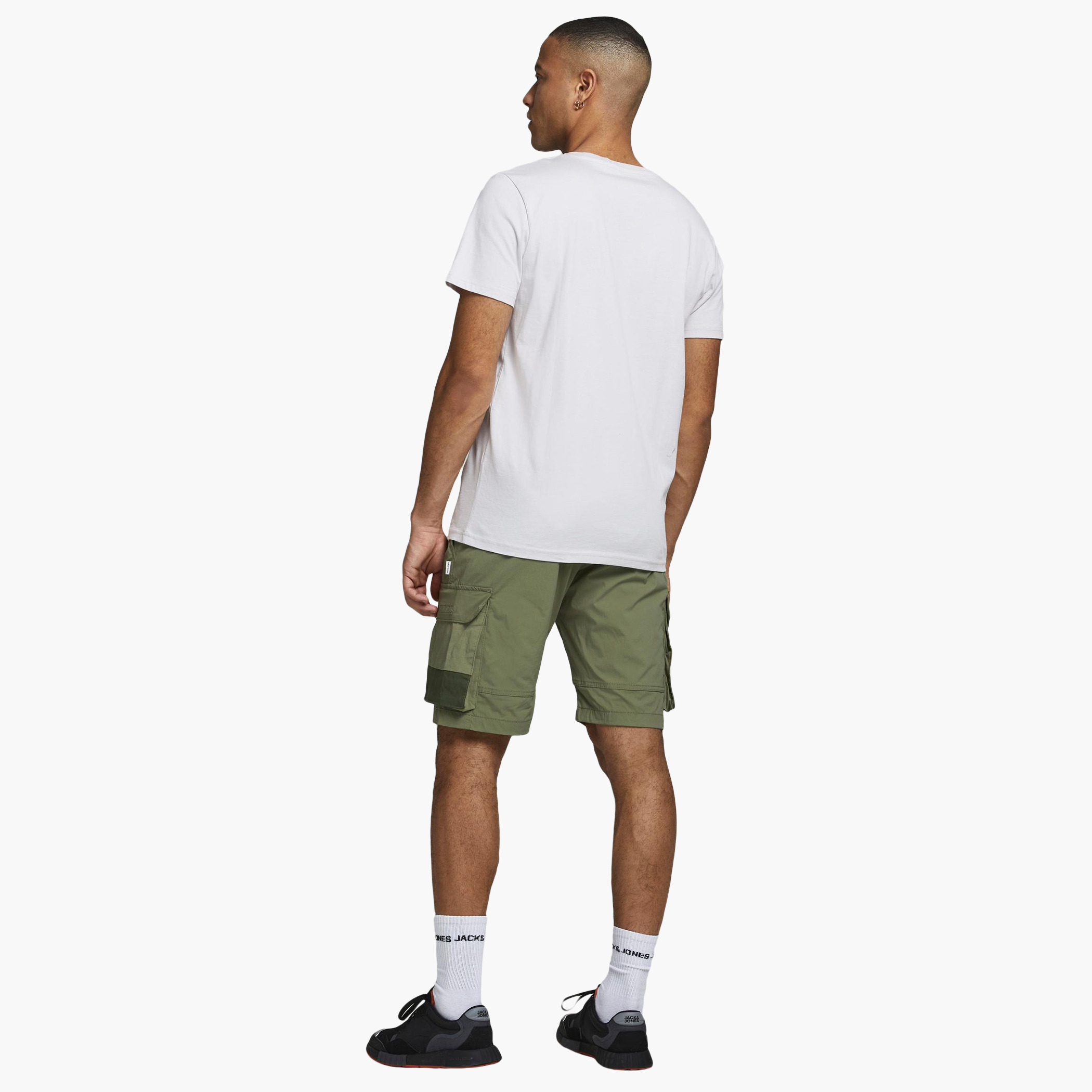 جاك آند جونس كريم قمم-men-clothing-tshirtsandpolos-tshirts-image-1