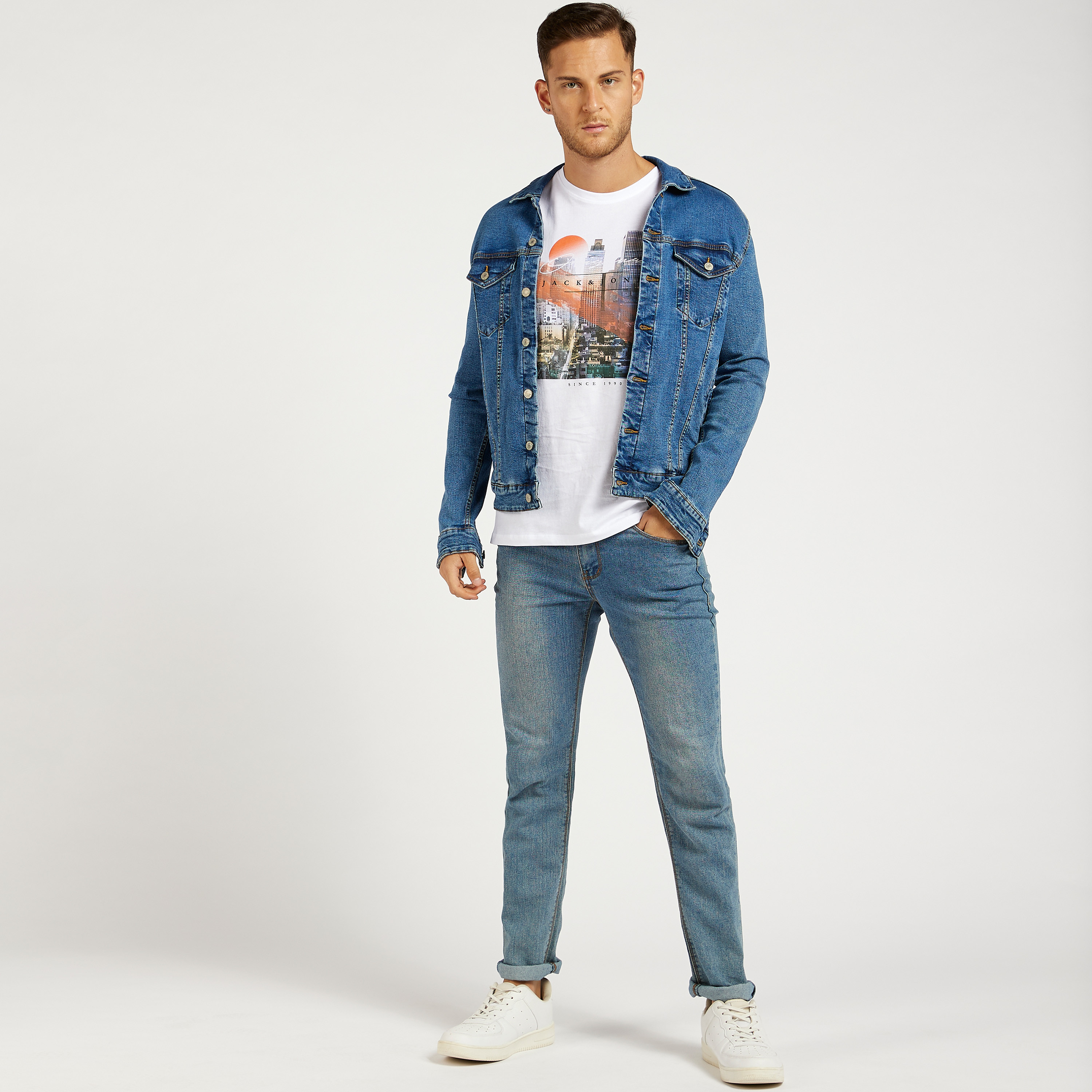 Jack & Jones Graphic Print T-shirt with Short Sleeves and Crew Neck-men-clothing-tshirtsandpolos-tshirts-image-2