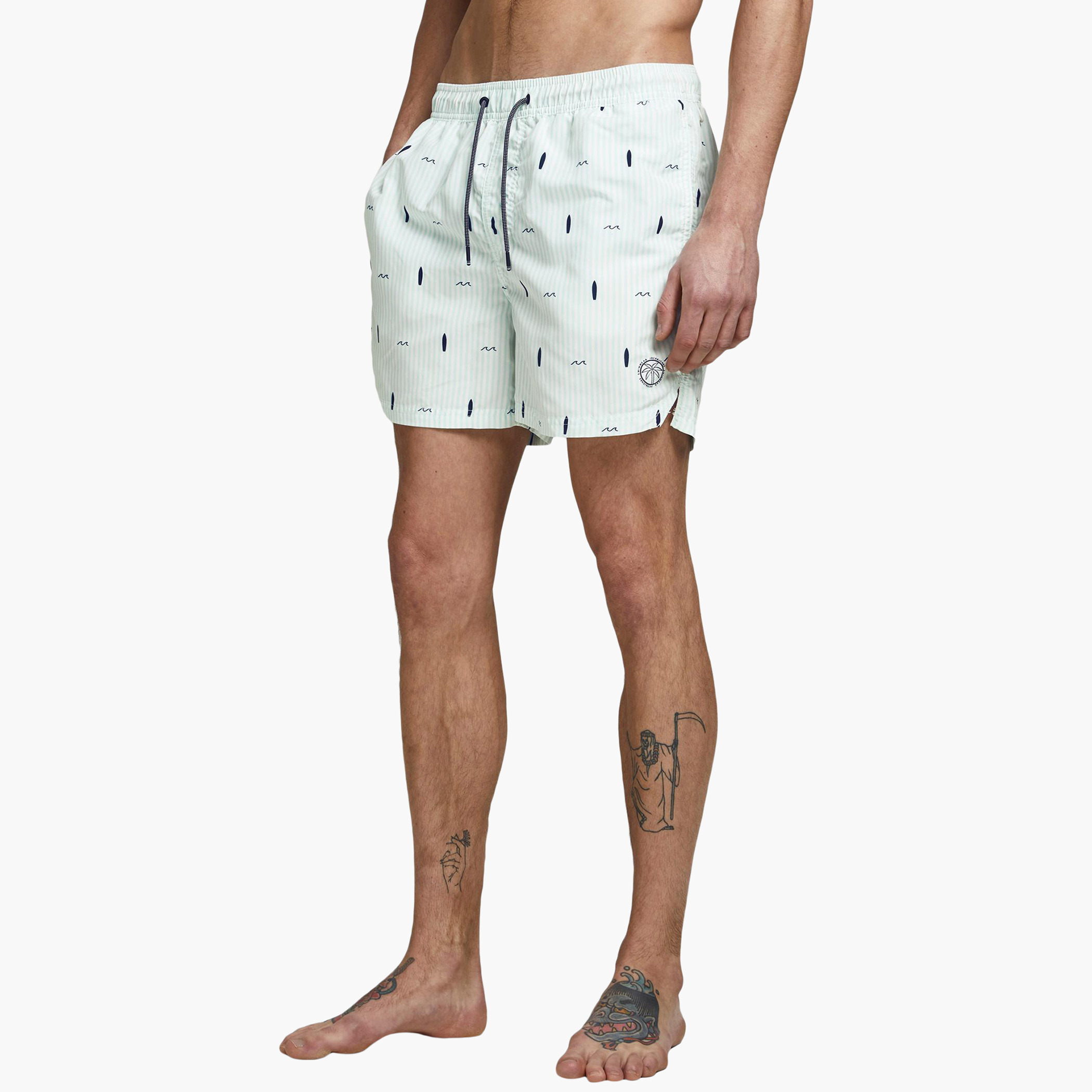 جاك آند جونس أزرق السراويل القصيرة-men-clothing-sportswearandactivewear-bottoms-image-1