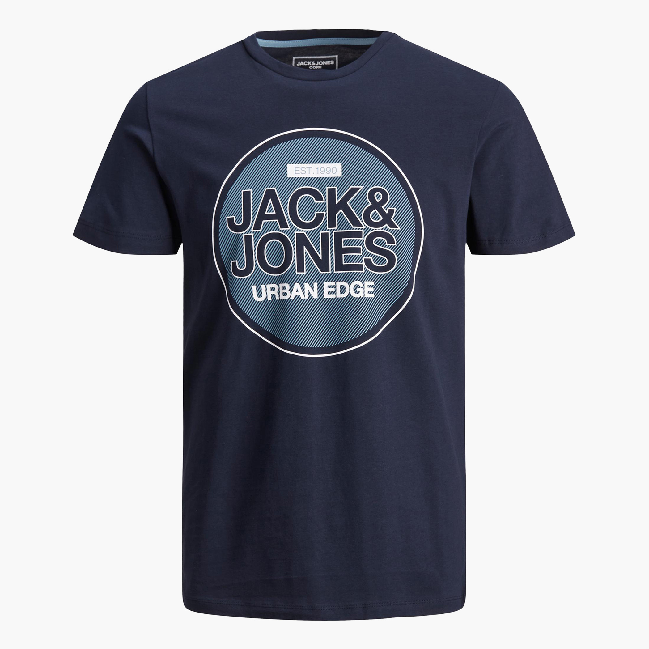 تيشيرت بأكمام قصيرة وياقة ضيّقة وطبعات من جاك & جونز-men-clothing-tshirtsandpolos-tshirts-image-1