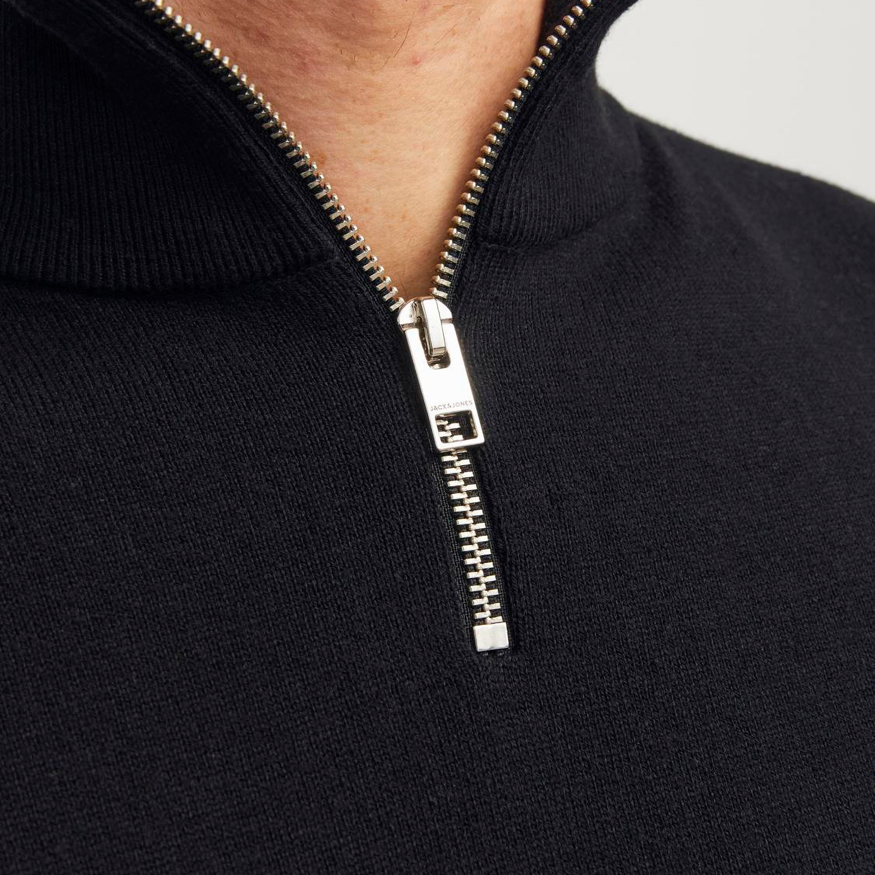 جاك آند جونز بلوفر رجالي برقبة عالية وأكمام طويلة وربع سحاب-men-clothing-sweatersandpullovers-image-3