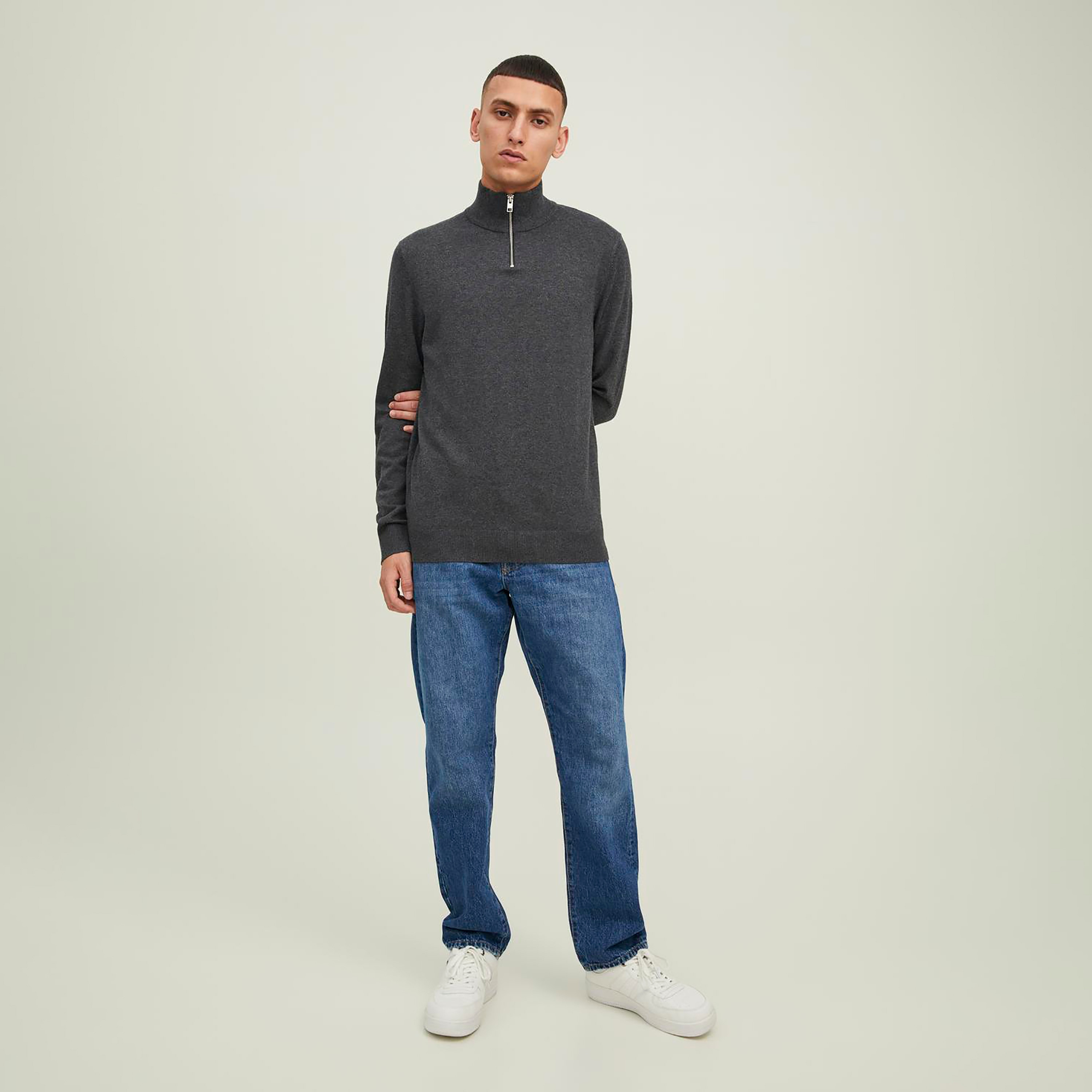 جاك آند جونز بلوفر رجالي برقبة عالية وأكمام طويلة وربع سحاب-men-clothing-sweatersandpullovers-image-10