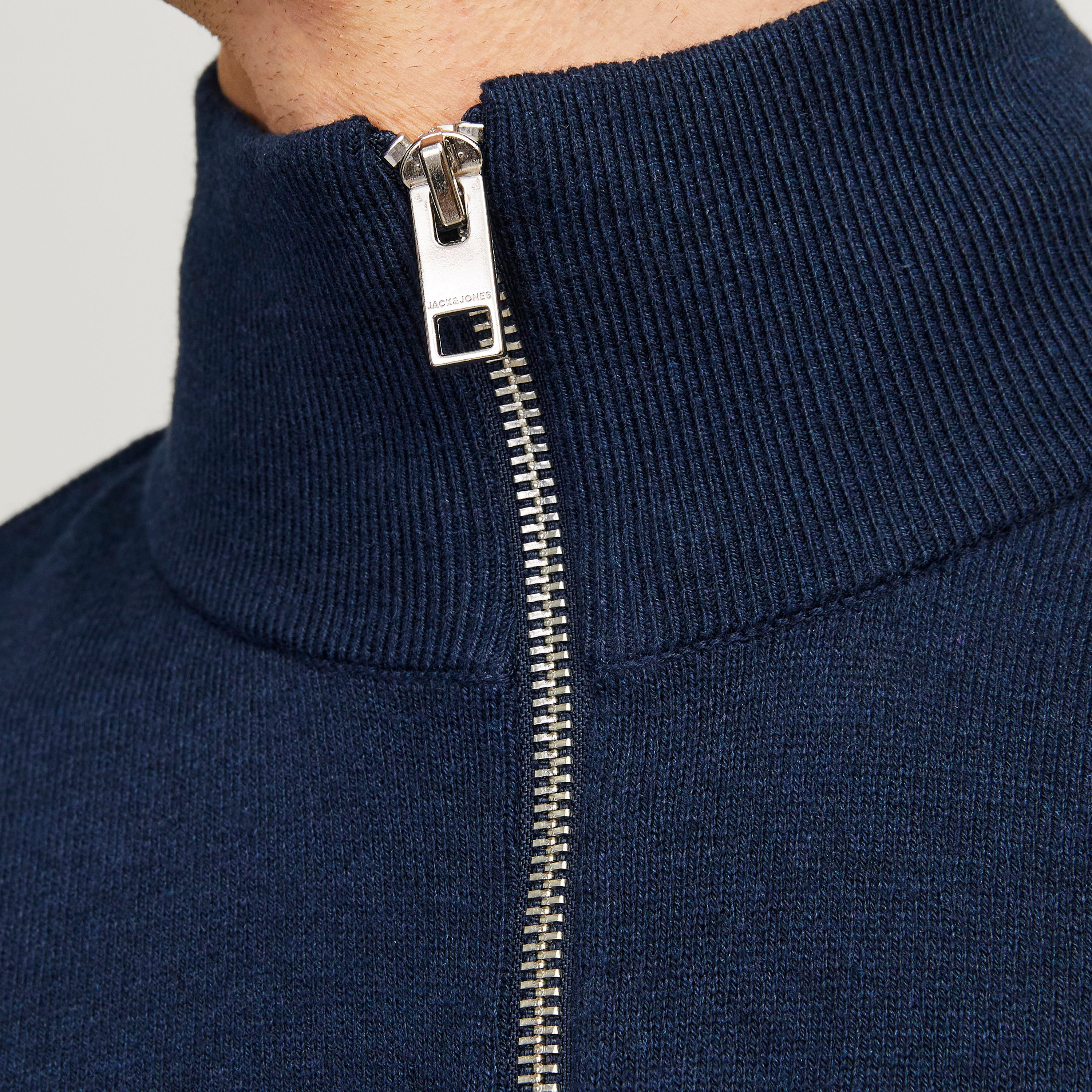 بلوفر سادة برقبة عالية وأكمام طويلة رجالي من جاك آند جونز-men-clothing-sweatersandpullovers-image-5