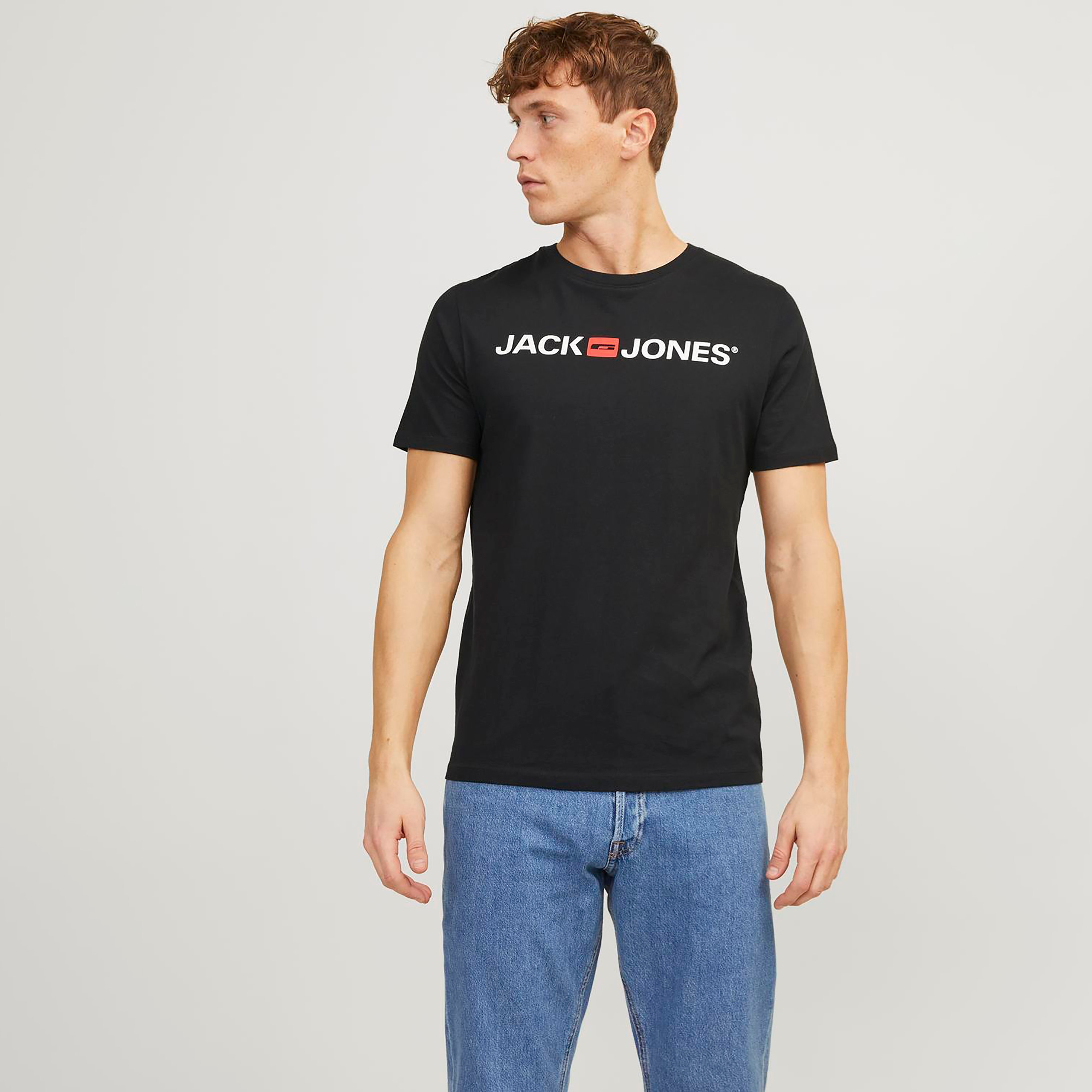 مجموعة تيشيرت بأكمام قصيرة ورقبة دائرية وشعار 3 قطع من جاك آند جونز-men-clothing-tshirtsandpolos-tshirts-image-4