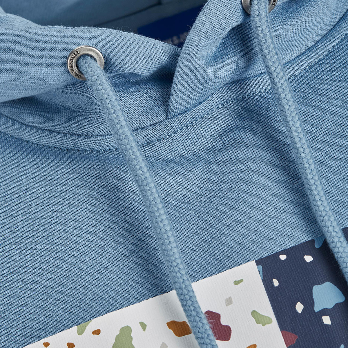 Jack & Jones Men Printed Kangaroo Pocket Hooded Sweatshirt-men-winterwear-hoodiesandsweatshirts-image-1