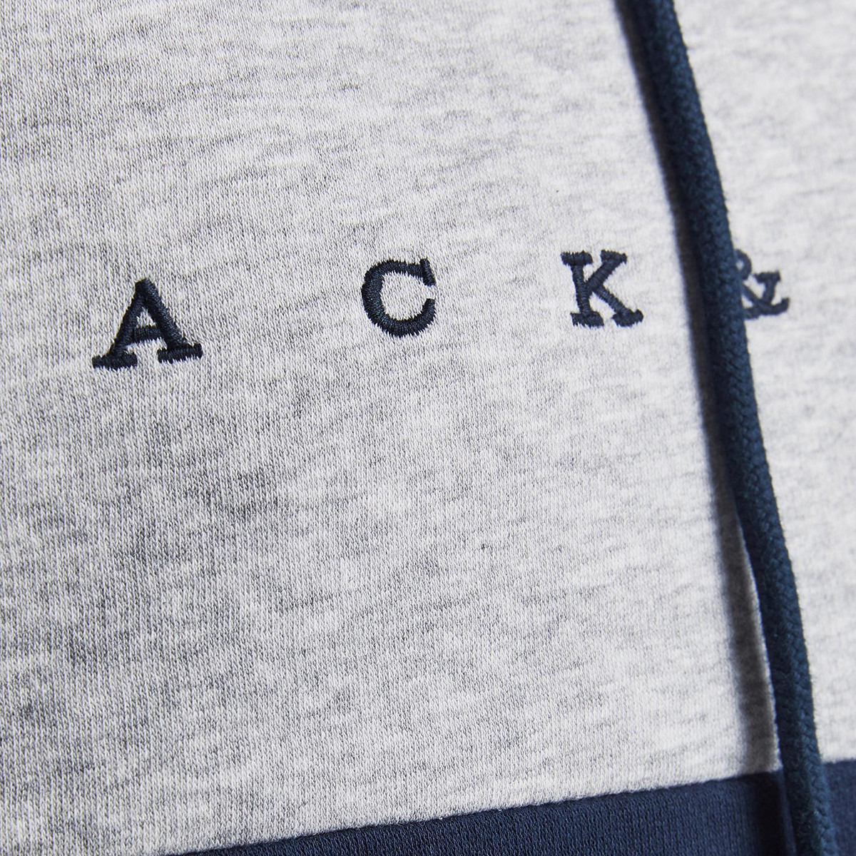 Jack & Jones Men Colour Blocking Kangaroo Pocket Hooded Sweatshirt-men-winterwear-hoodiesandsweatshirts-image-4