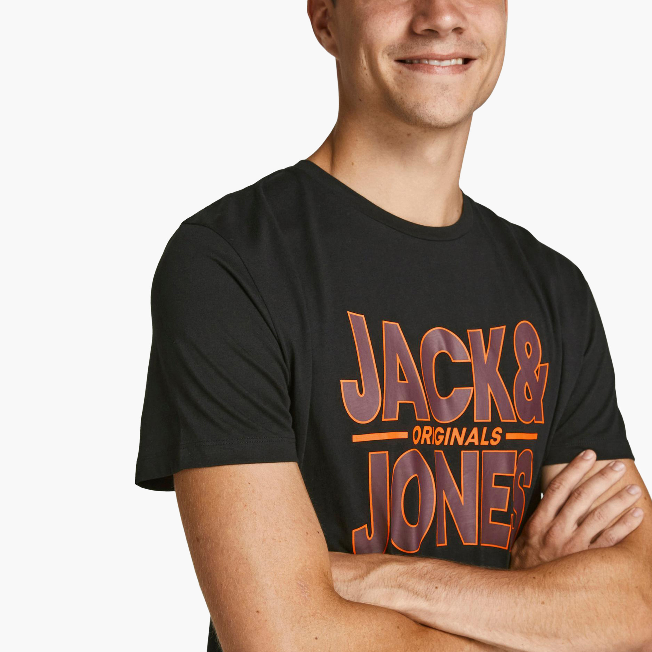 جاك آند جونس أسود تي شيرت-men-clothing-tshirtsandpolos-tshirts-image-4