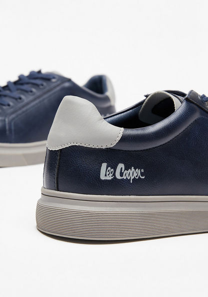 Lee Cooper Men's Low Ankle Sneakers with Lace-Up Closure