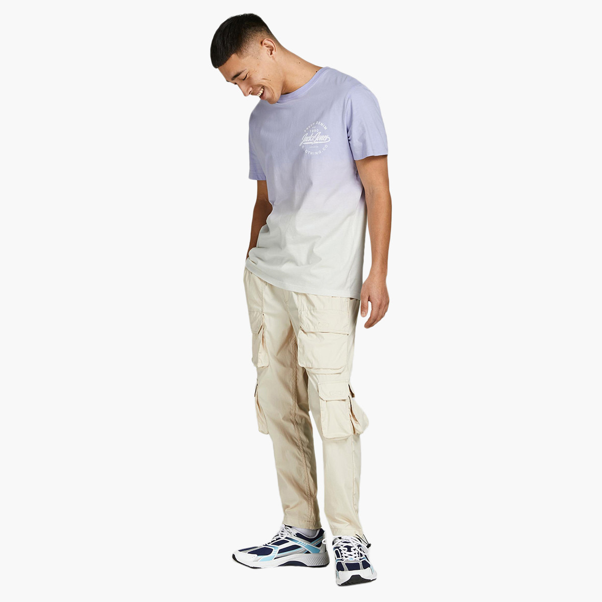 قميص رجالي من جاك وجون بأكمام قصيرة وياقة دائرية-men-clothing-tshirtsandpolos-tshirts-image-7