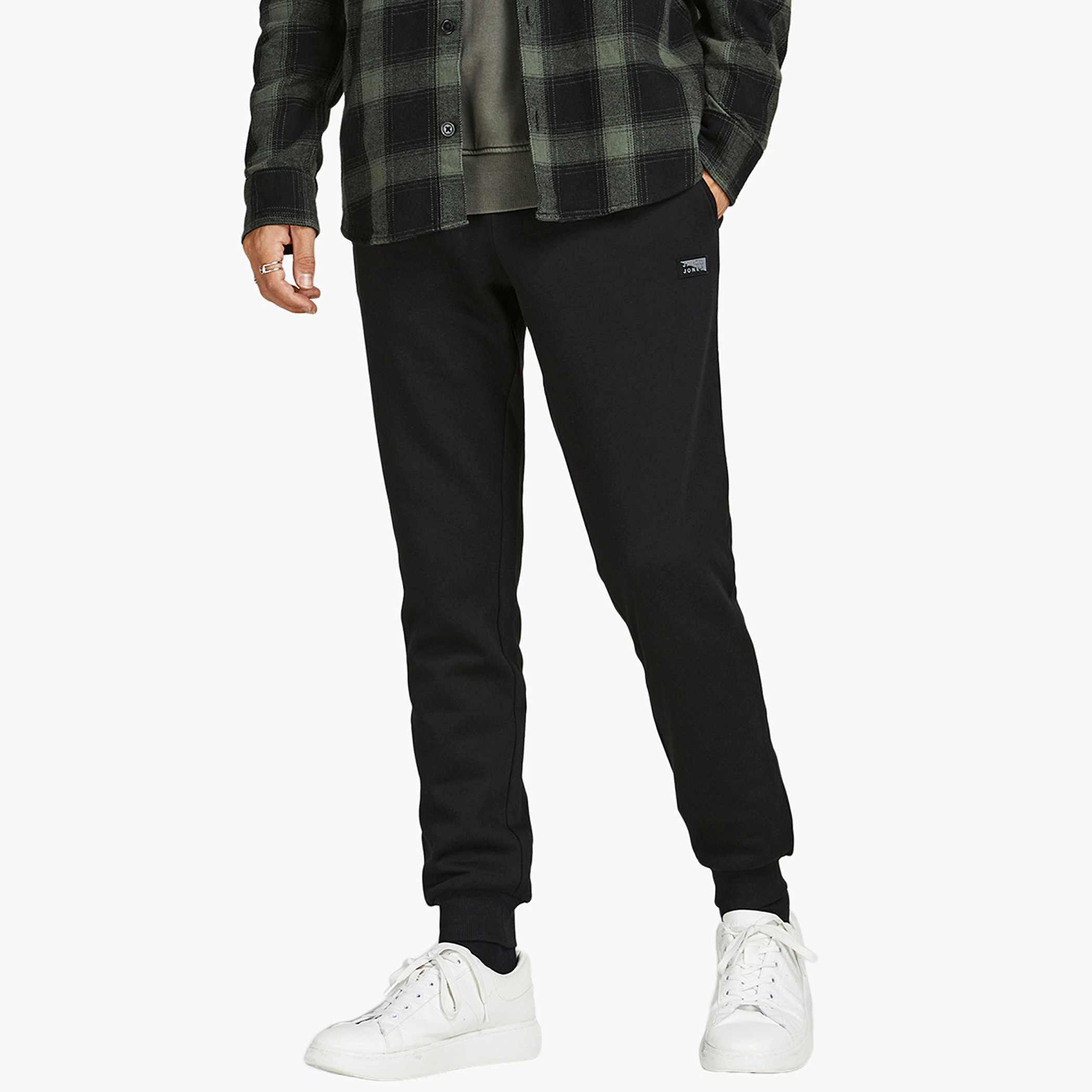 Jack & Jones Men Solid Comfort Fit Drawstring Sweatpant-men-clothing-bottoms-trousersandchinos-trousers-image-7