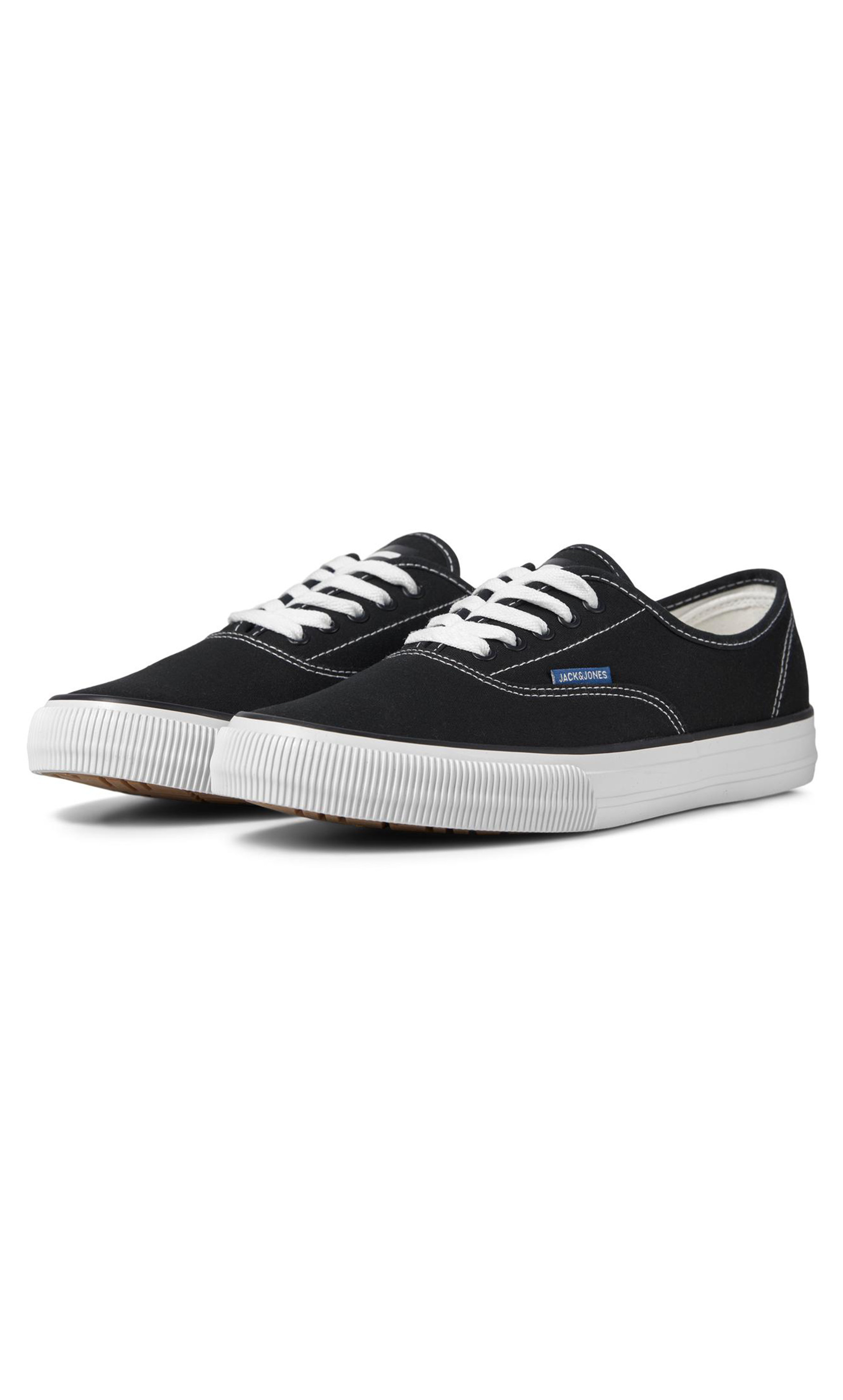 سنيكرز كاجوال ذو كانفاس من جاك آند جونز للرجال  12201283-men-shoes-sneakers-image-2