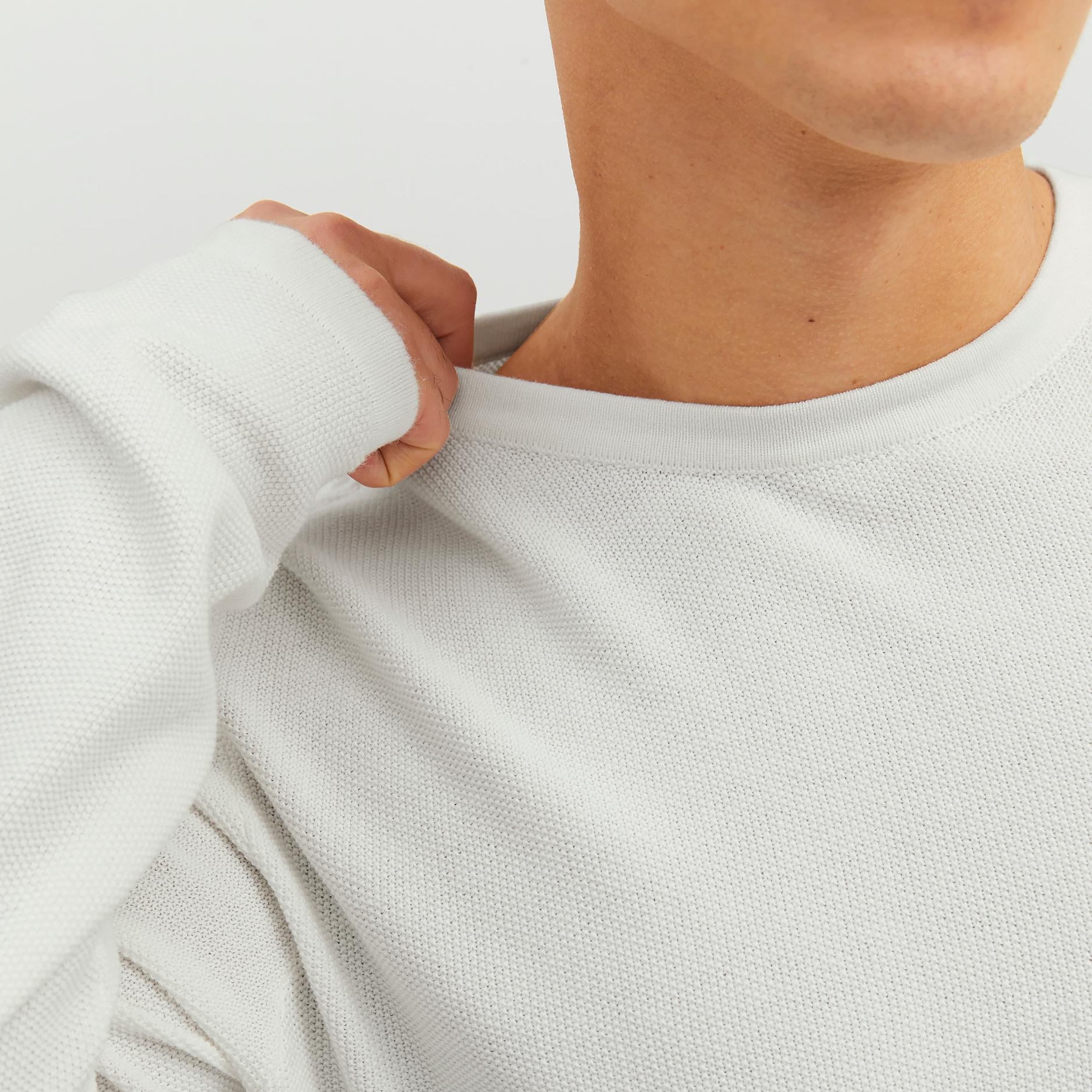 Jack & Jones Plain Crew Neck Long Sleeves Pullover-men-clothing-sweatersandpullovers-image-18