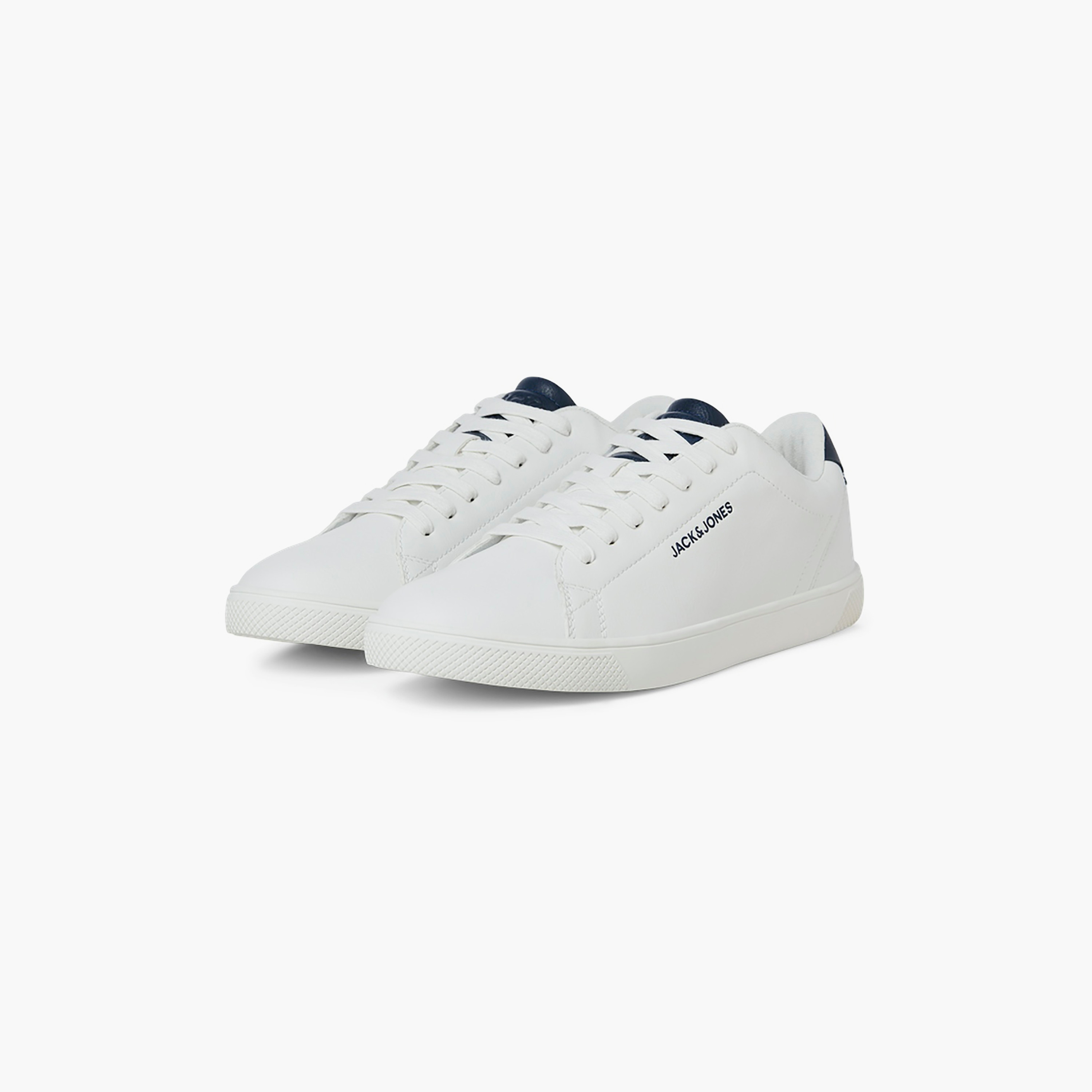 حذاء رياضي رجالي برباط علوي منخفض من جاك آند جونز | 12203642-men-shoes-sneakers-image-13