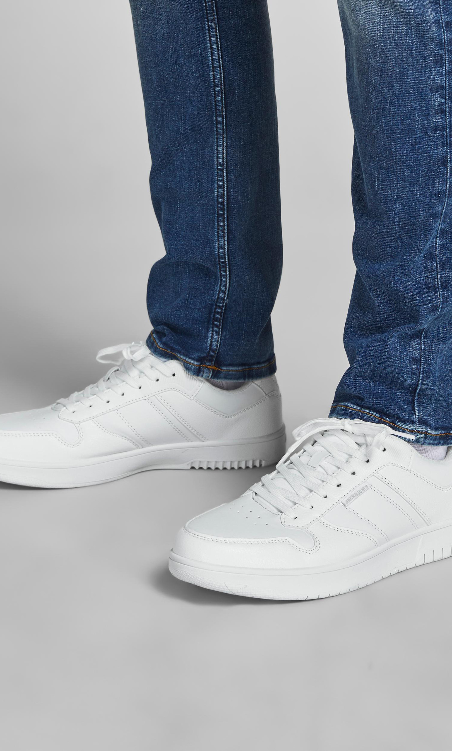 سنيكرز جاك آند جونز للرجال مع رباط برقبة منخفضة | 12203668-men-shoes-sneakers-image-14