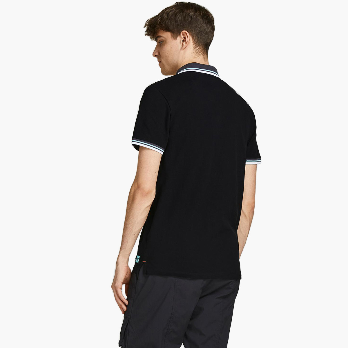 قميص بولو جاك آند جونز بأكمام قصيرة وشعار أسود للرجال-men-clothing-tshirtsandpolos-polos-image-3