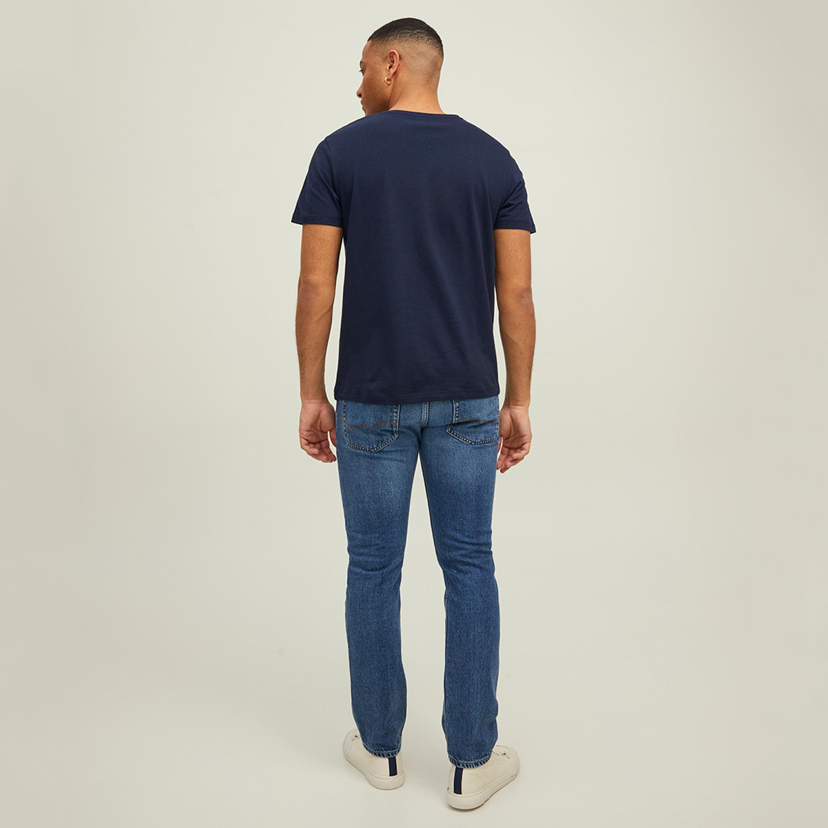 تي شيرت جاك آند جونز بأكمام قصيرة وياقة دائرية وطبعة أزرق كحلي للرجال-men-clothing-tshirtsandpolos-tshirts-image-5