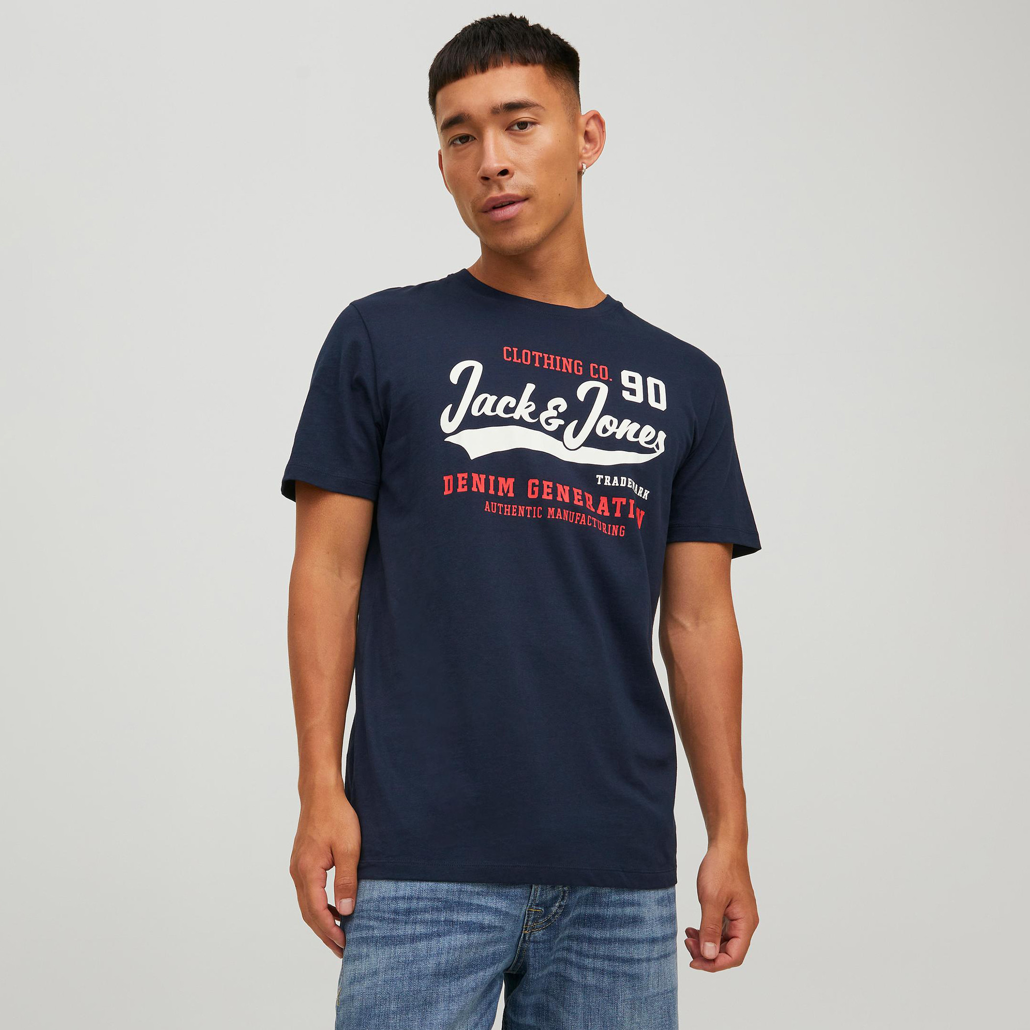 تيشيرت جاك آند جونز بأكمام قصيرة وياقة دائرية مطبوعة بلون أزرق كحلي للرجال-men-clothing-tshirtsandpolos-tshirts-image-1