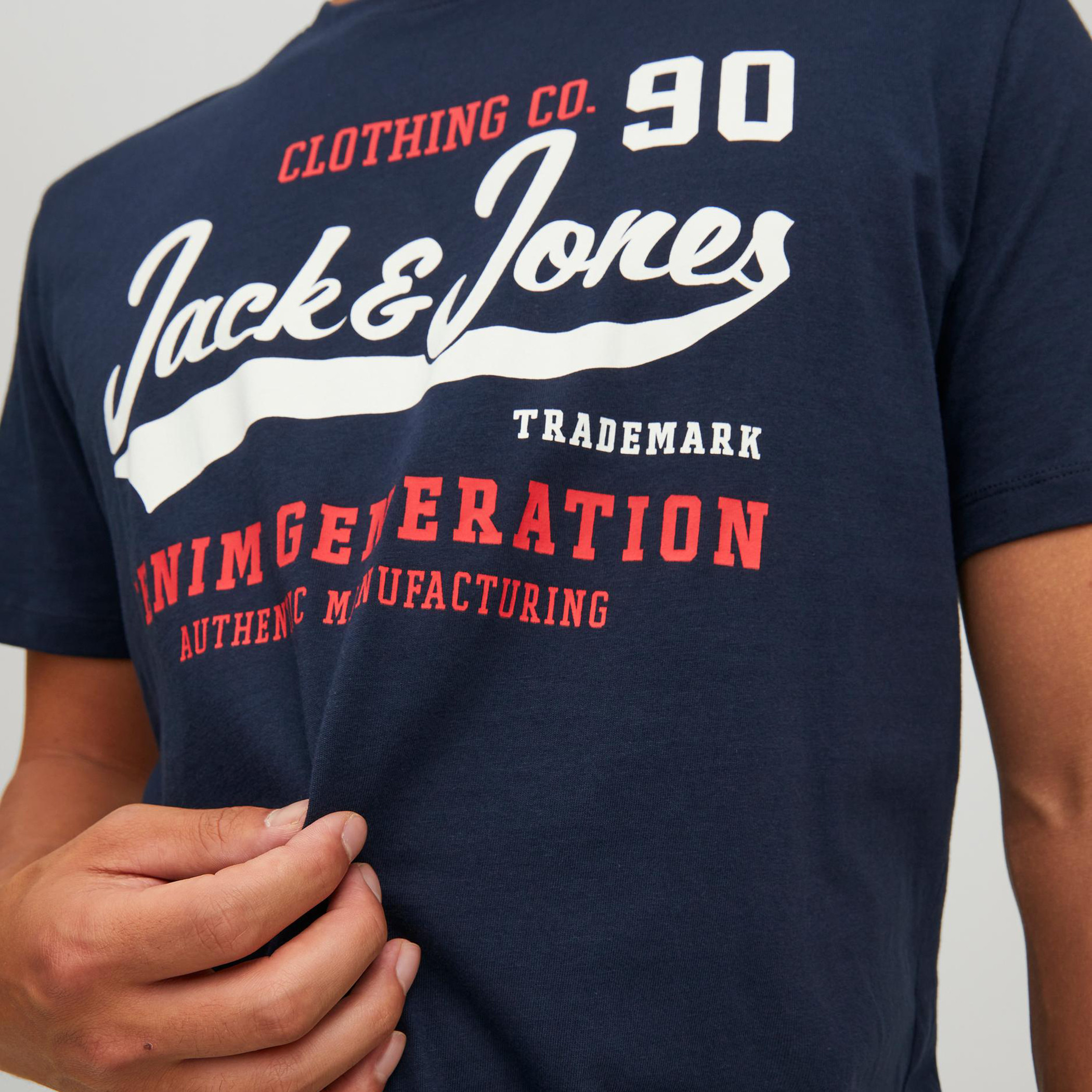 تيشيرت جاك آند جونز بأكمام قصيرة وياقة دائرية مطبوعة بلون أزرق كحلي للرجال-men-clothing-tshirtsandpolos-tshirts-image-7