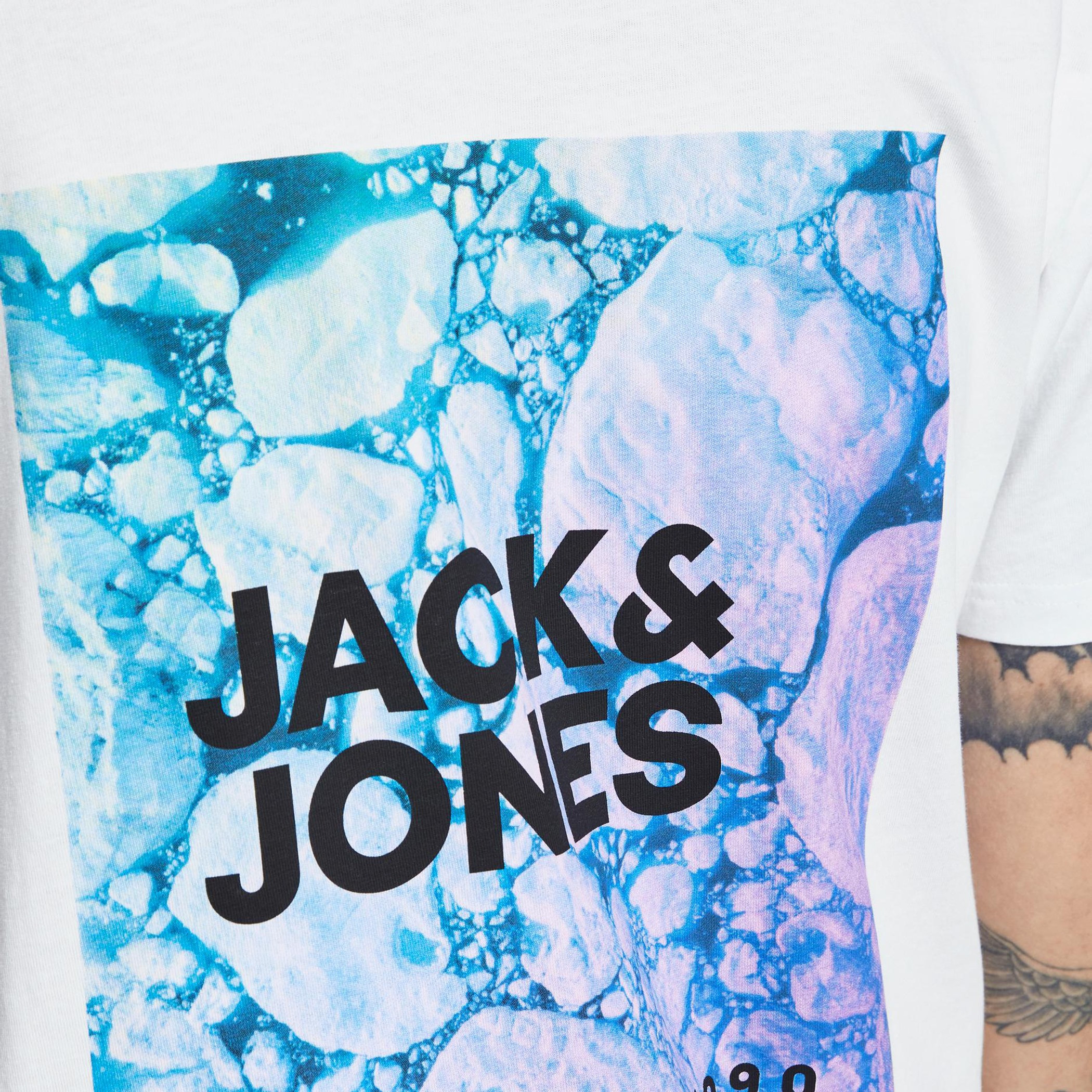 جاك آند جونس أبيض تي شيرت-men-clothing-tshirtsandpolos-tshirts-image-6