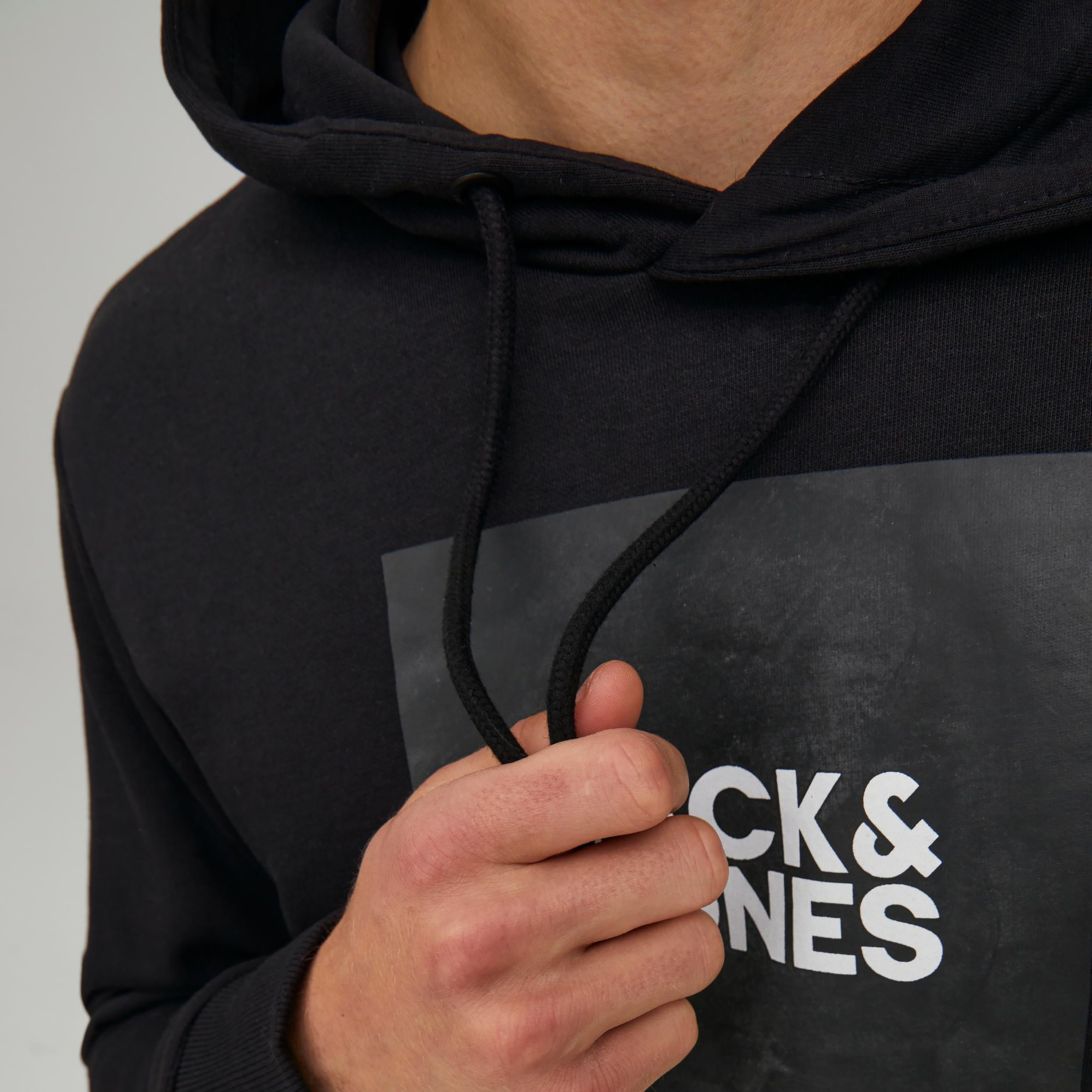 هودي جاك آند جونز بجيب كانغارو مع مطبوع-men-winterwear-hoodiesandsweatshirts-image-3