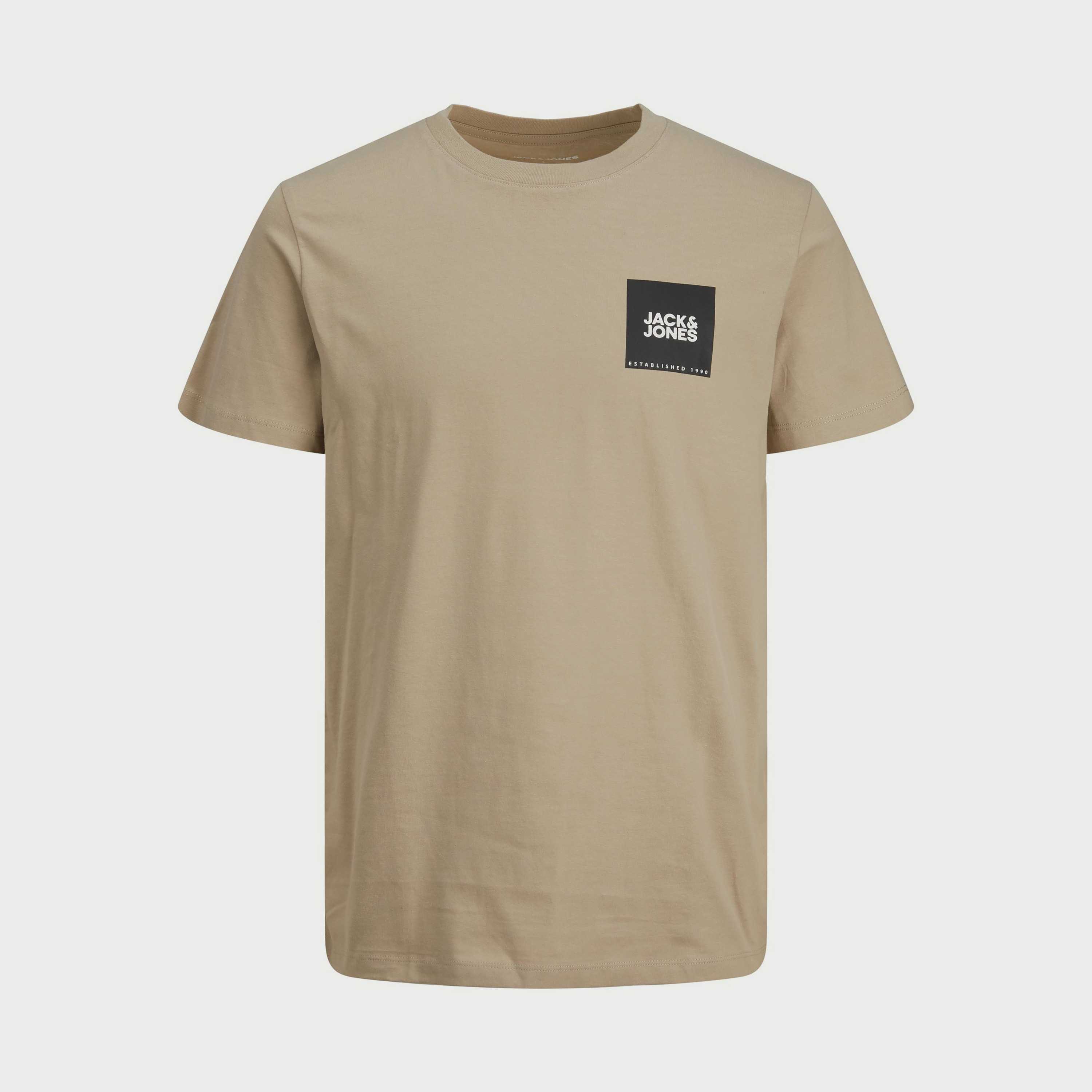 تي شيرت مطبوعة بأكمام قصيرة ورقبة مستديرة من جاك اند جونز-men-clothing-tshirtsandpolos-tshirts-image-2