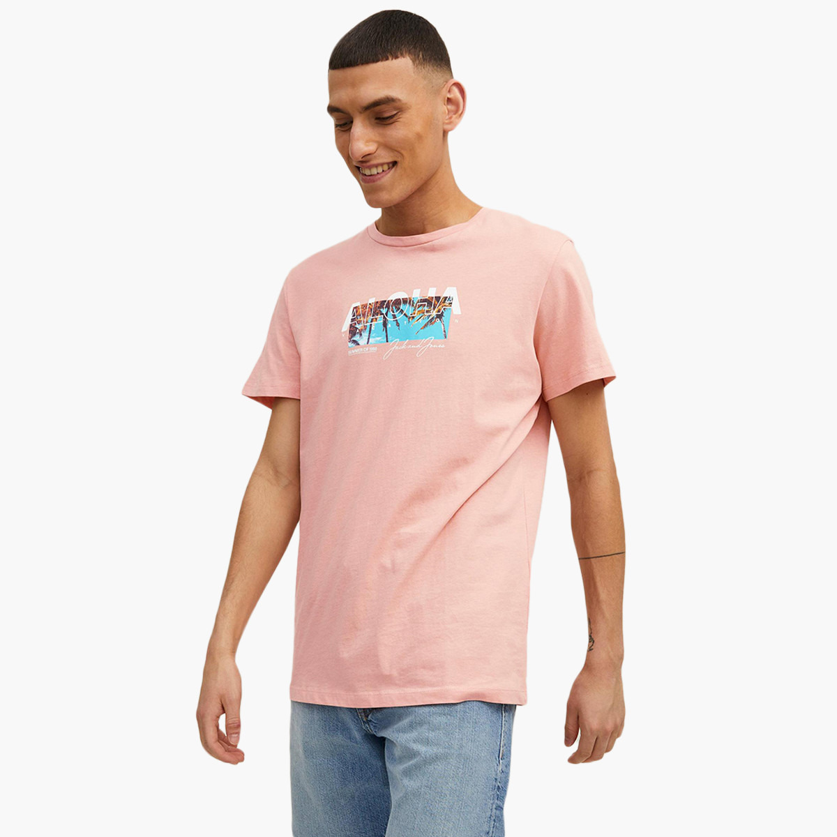 قميص رجالي بأكمام قصيرة وياقة دائرية وطبعات مرجانية من جاك وجوكس-men-clothing-tshirtsandpolos-tshirts-image-1