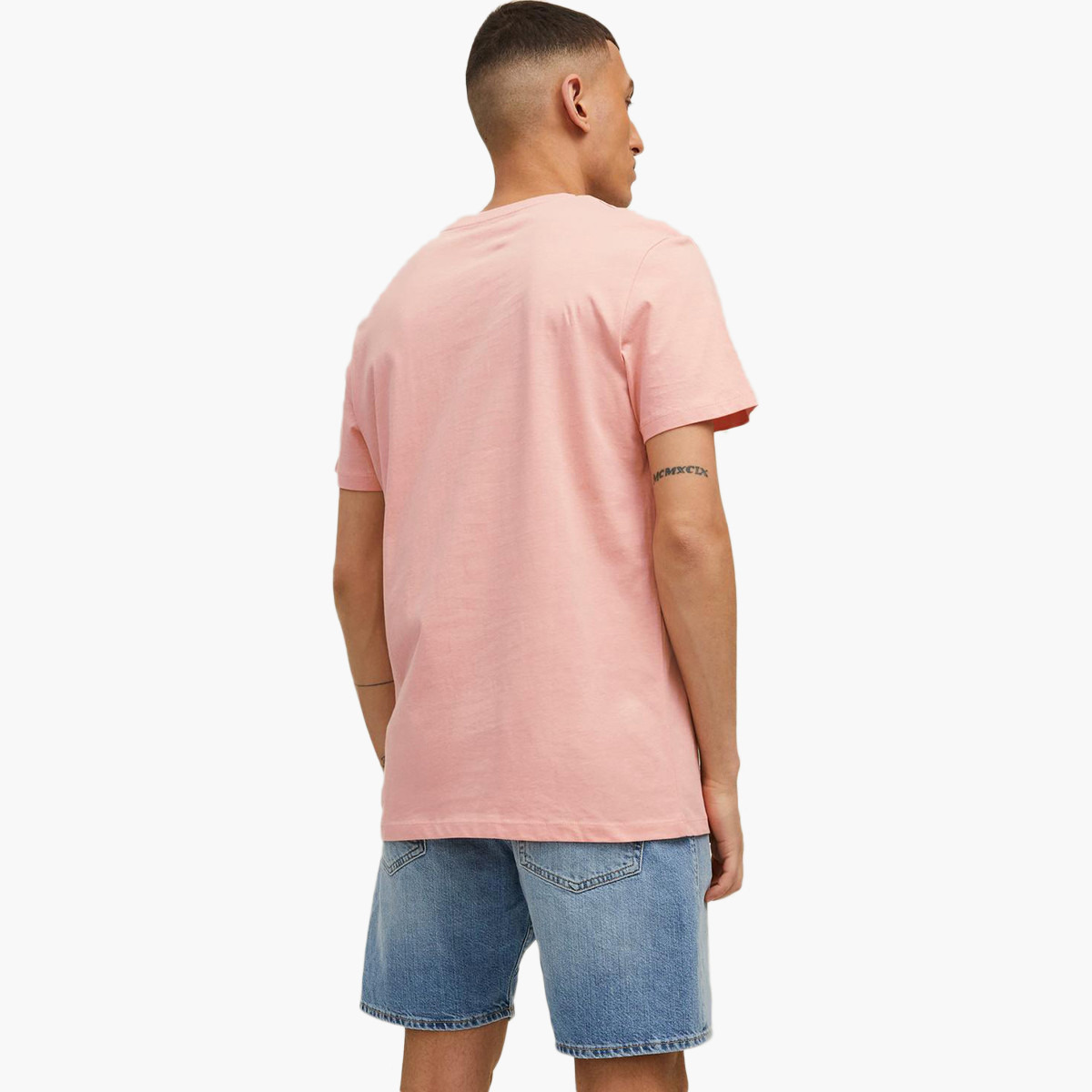 قميص رجالي بأكمام قصيرة وياقة دائرية وطبعات مرجانية من جاك وجوكس-men-clothing-tshirtsandpolos-tshirts-image-4