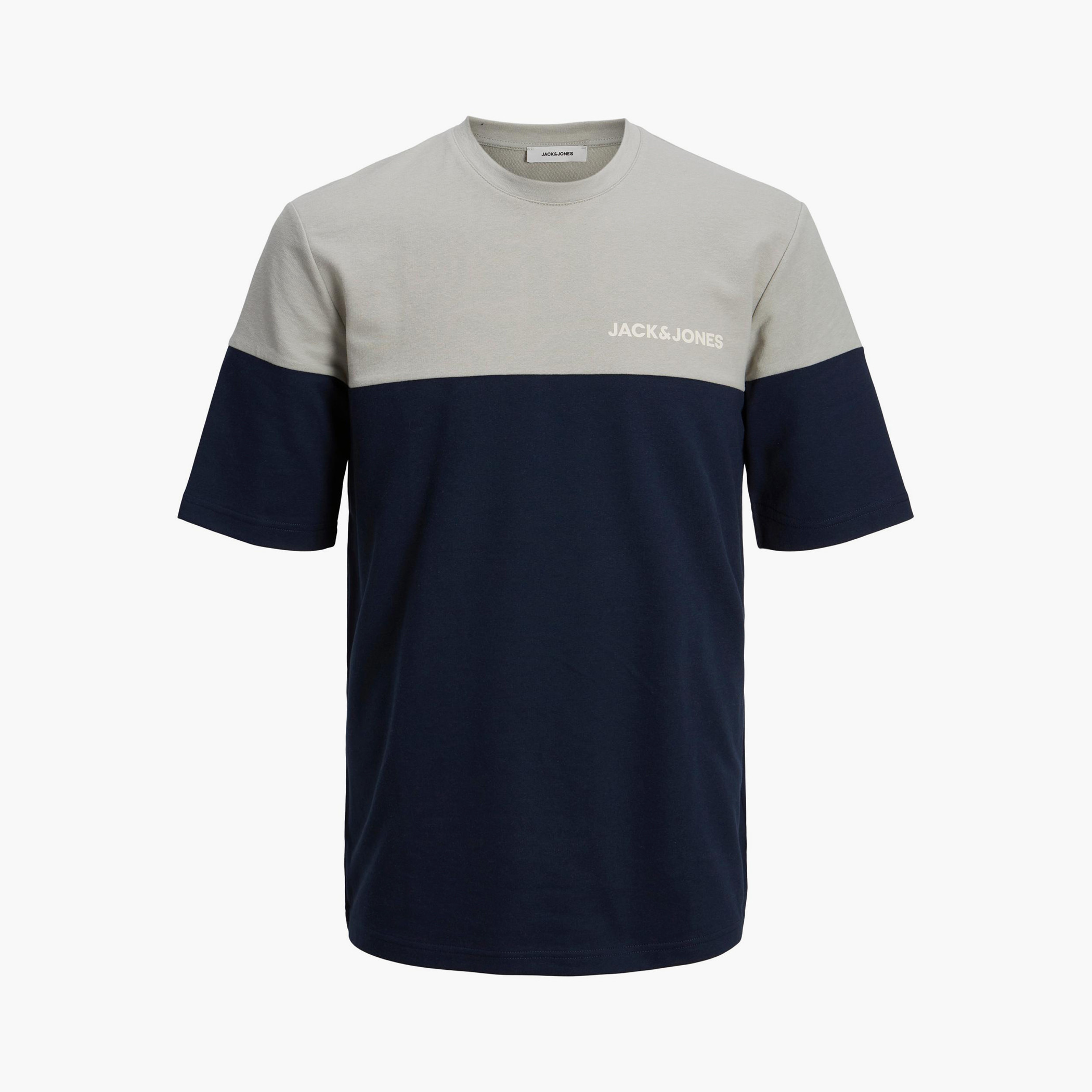 طقم تي شيرت وشورت من جاك آند جونز رجالي أزرق اللون برقبة مستديرة وشورت-men-clothing-nightwear-sets-image-14