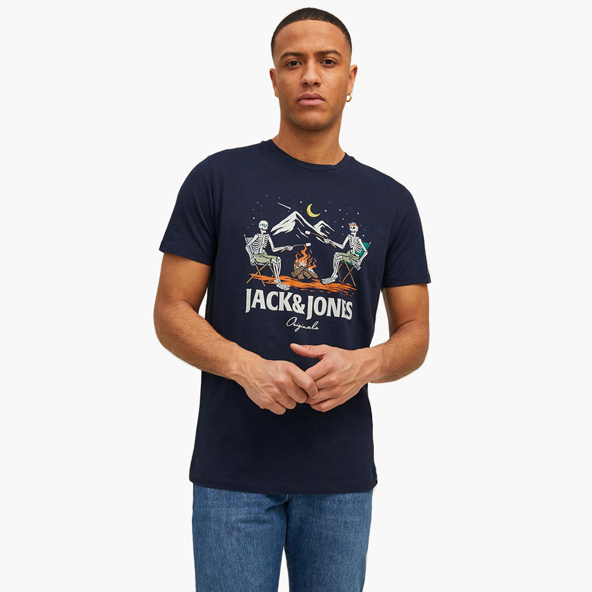 جاك آند جونز تي شيرت رجالي أزرق كحلي بياقة مستديرة وأكمام قصيرة-men-clothing-tshirtsandpolos-tshirts-image-1