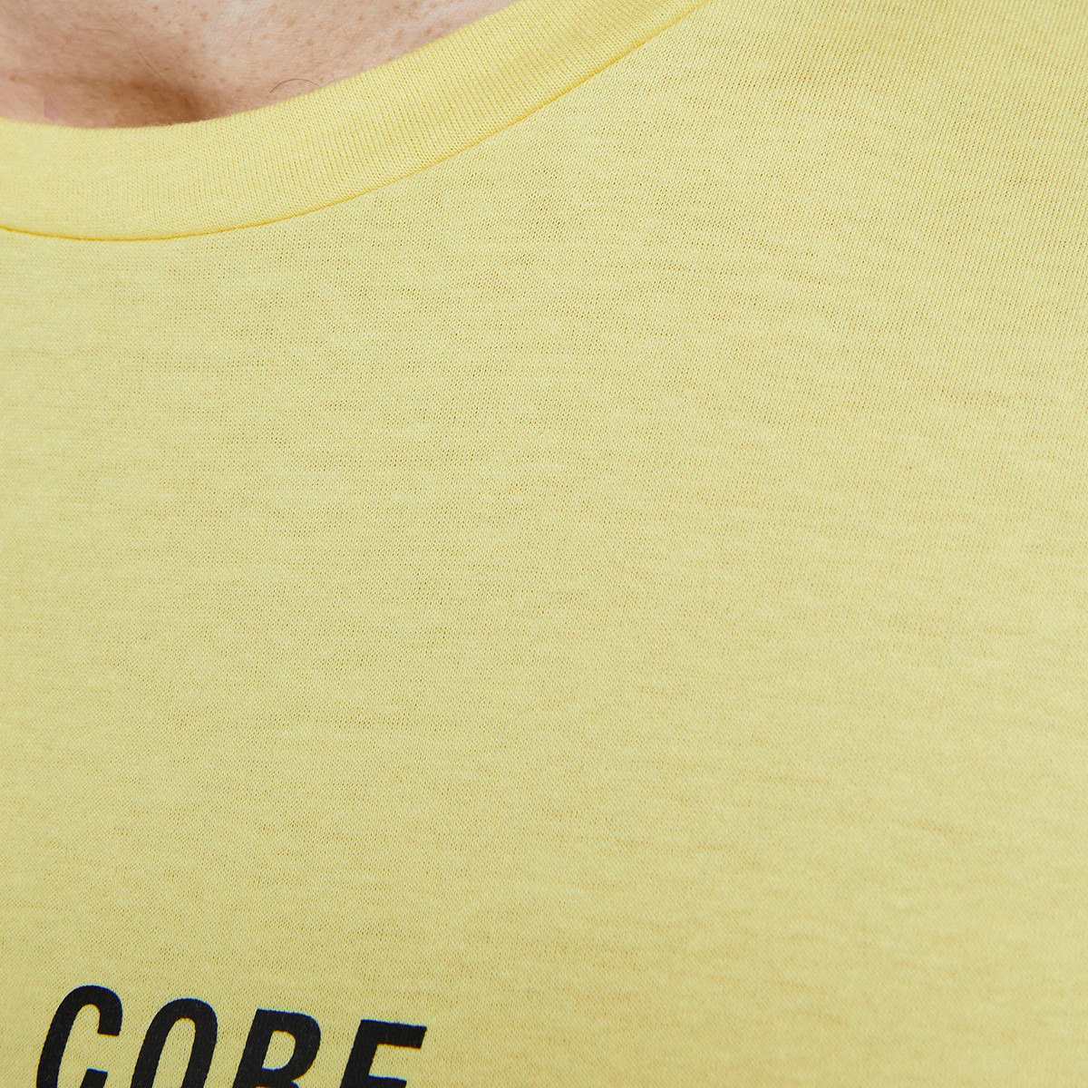تي شيرت جاك آند جونز  رجالي أصفر بأكمام قصيرة وياقة دائرية و مطبوعة-men-clothing-tshirtsandpolos-tshirts-image-6