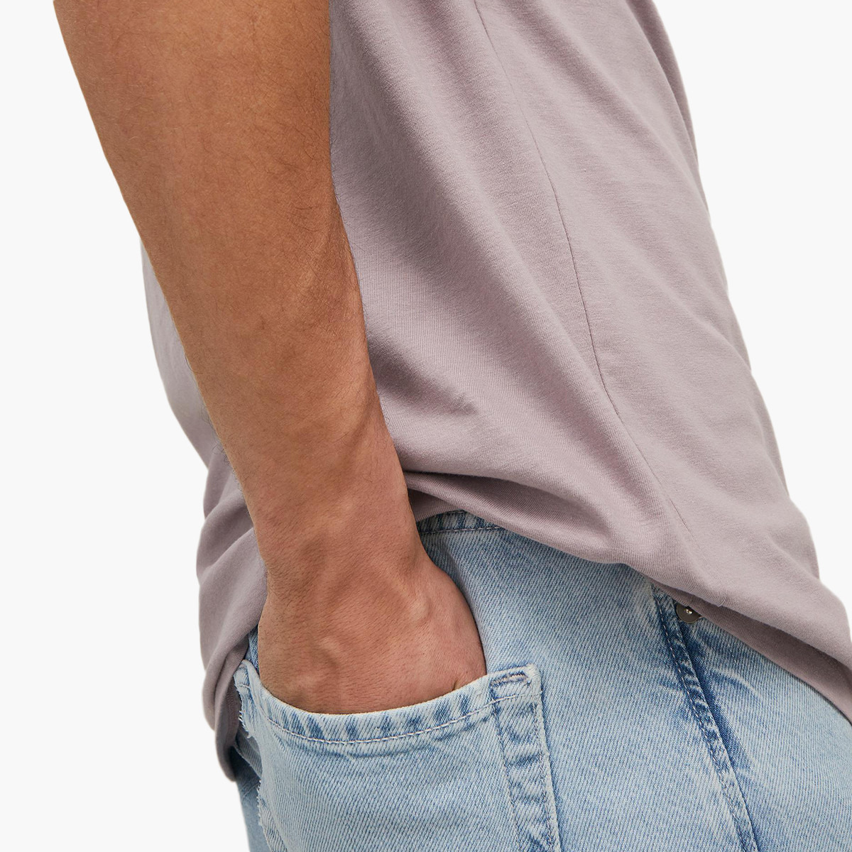 تي شيرت جاك آند جونز رجالي أرجواني بياقة مستديرة وأكمام قصيرة-men-clothing-tshirtsandpolos-tshirts-image-5