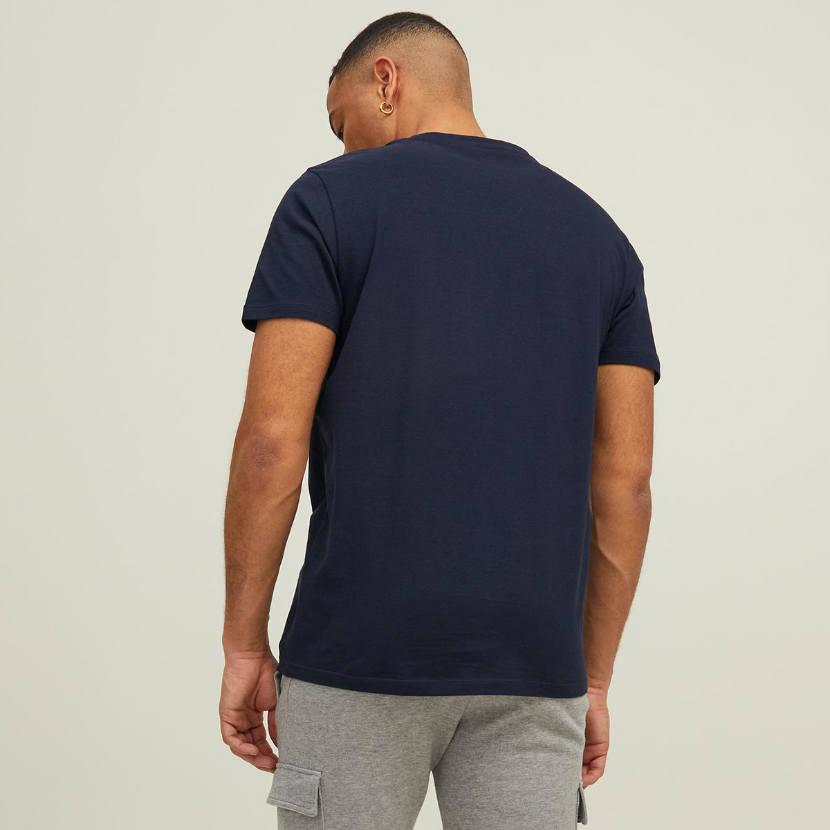 تي شيرت جاك آند جونز بأكمام قصيرة وياقة دائرية وطبعة أزرق كحلي للرجال-men-clothing-tshirtsandpolos-tshirts-image-2